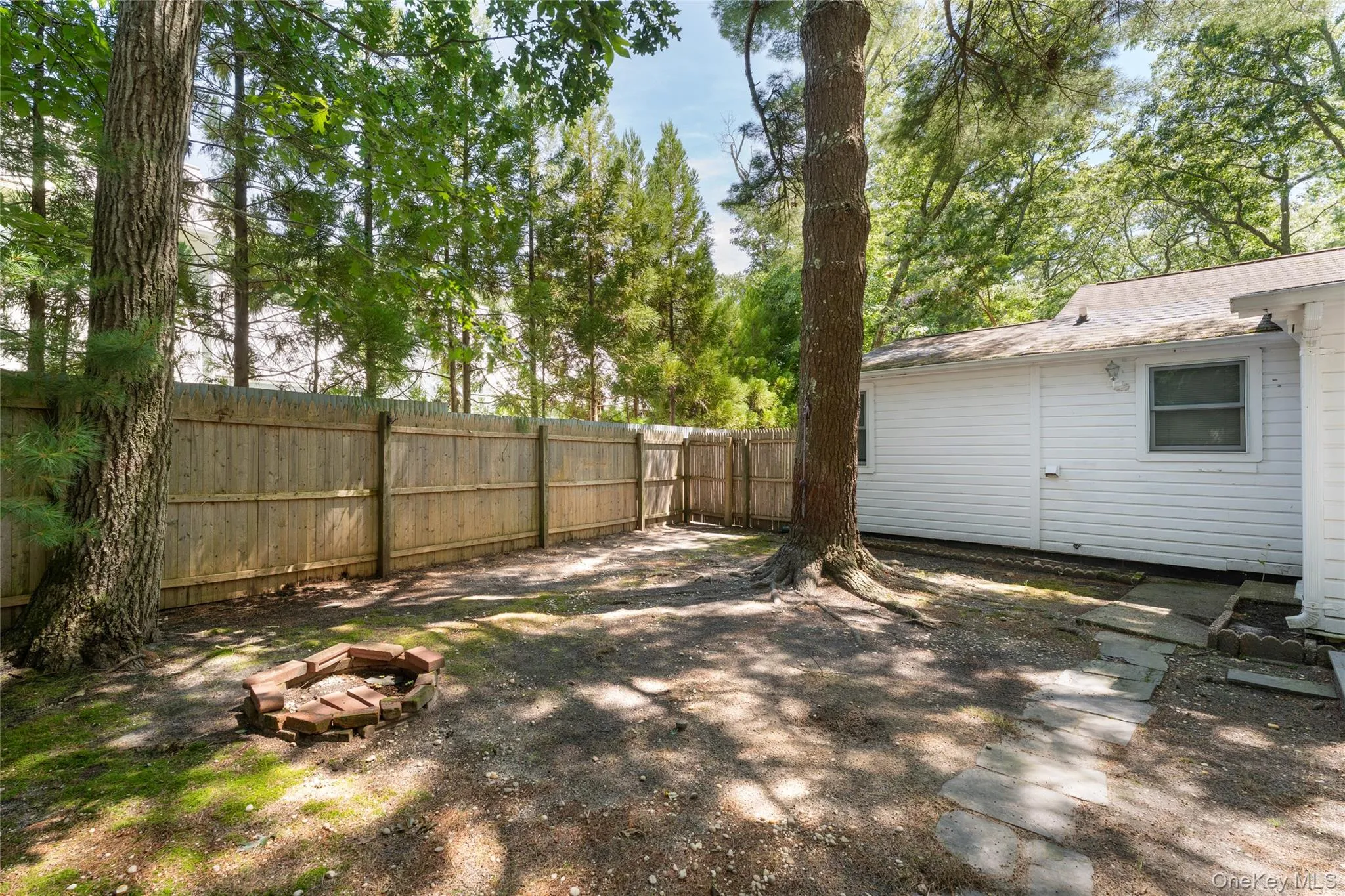 141 Neck Road, Southampton, NY, 1 Bedroom Bedrooms, 5 Rooms Rooms,1 BathroomBathrooms,Residential,For Rent,Neck,0,1034856 141 Neck Road, Southampton, NY, 1 Bedroom Bedrooms, 5 Rooms Rooms,1 BathroomBathrooms,Residential,For Rent,Neck,0,1034856