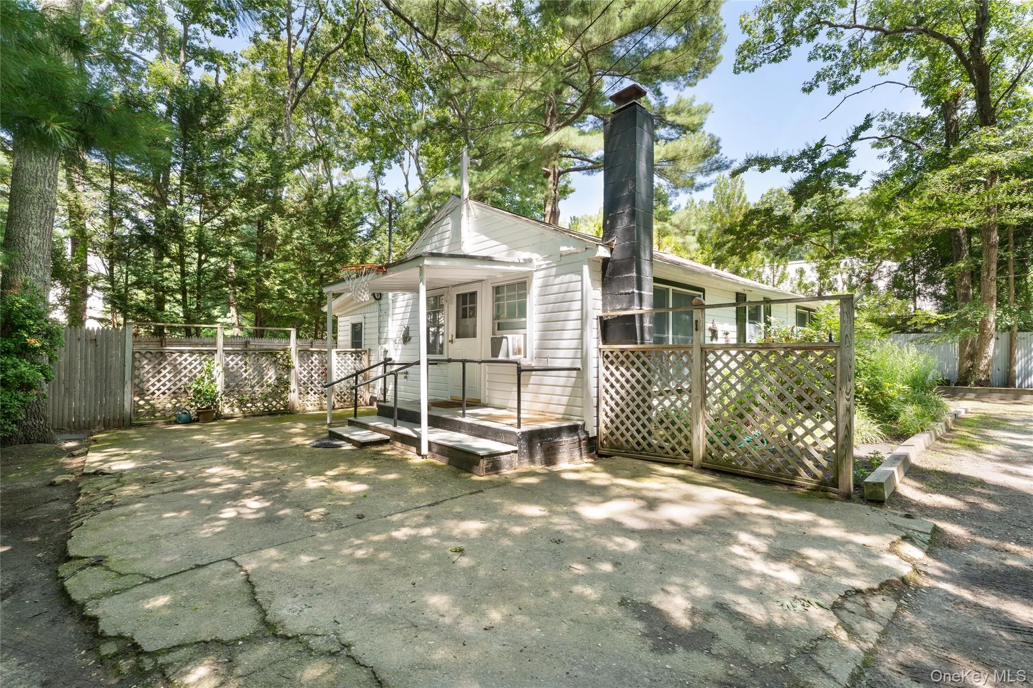 141 Neck Road, Southampton, NY, 1 Bedroom Bedrooms, 5 Rooms Rooms,1 BathroomBathrooms,Residential,For Rent,Neck,0,1034856 141 Neck Road, Southampton, NY, 1 Bedroom Bedrooms, 5 Rooms Rooms,1 BathroomBathrooms,Residential,For Rent,Neck,0,1034856