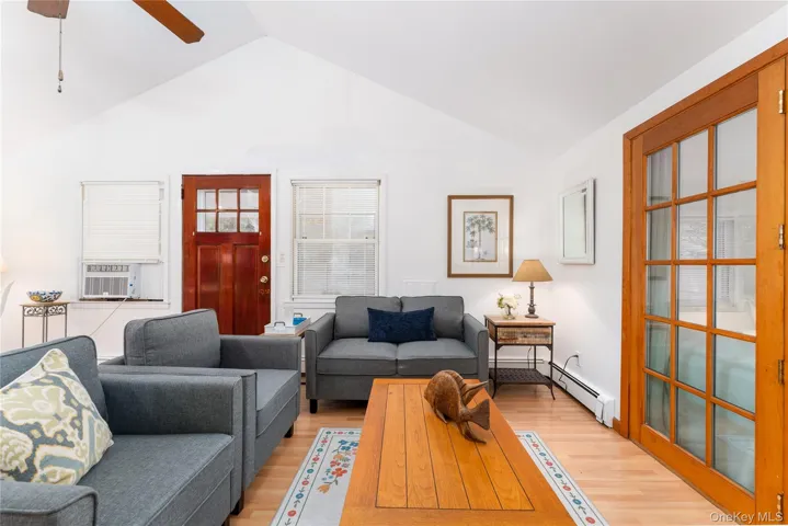 141 W Neck Road, Southampton, New York 11968