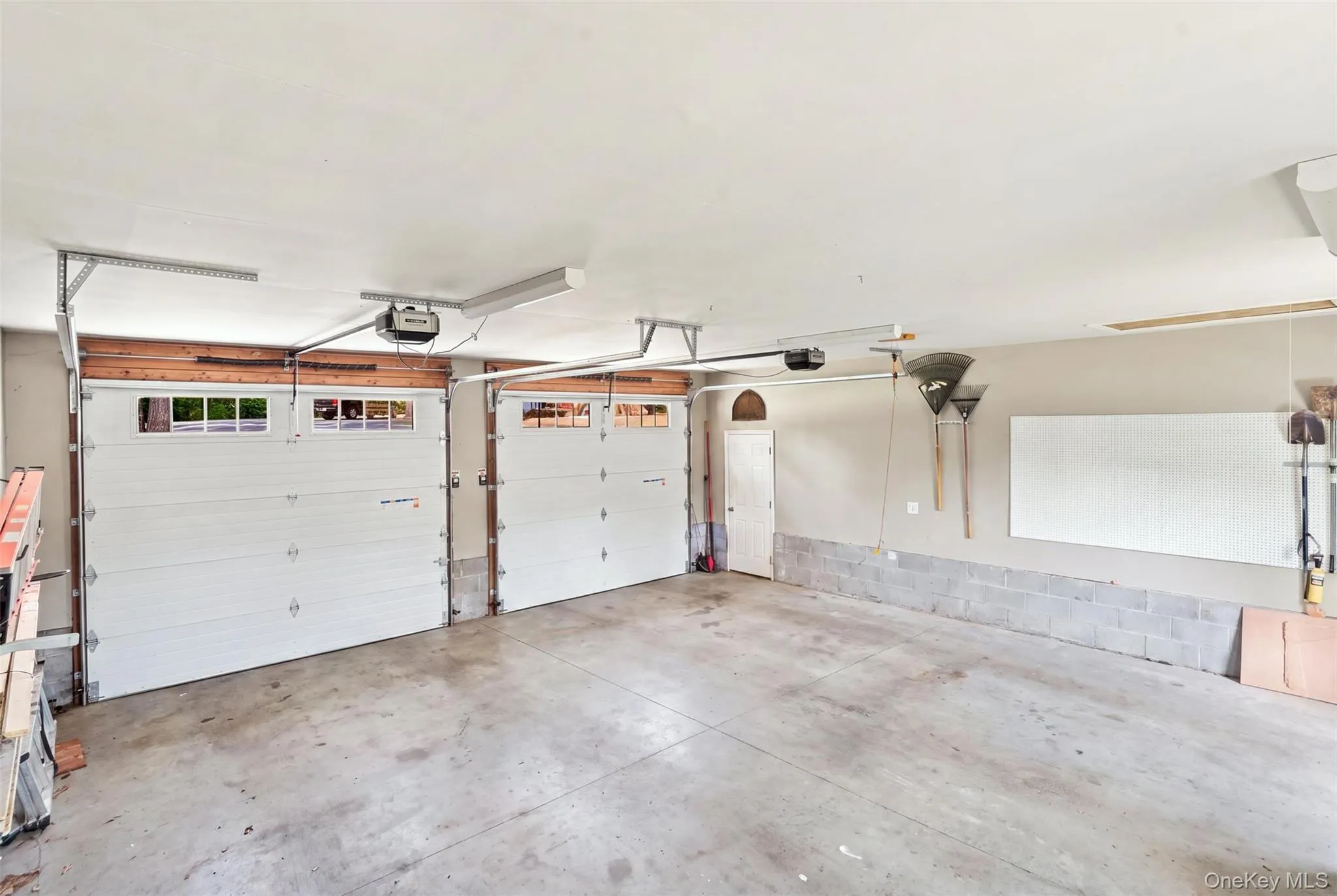 68 Burleigh Road, New Paltz, NY, 3 Bedrooms Bedrooms, 11 Rooms Rooms,1 BathroomBathrooms,Residential,For Rent,Burleigh,0,1034859 68 Burleigh Road, New Paltz, NY, 3 Bedrooms Bedrooms, 11 Rooms Rooms,1 BathroomBathrooms,Residential,For Rent,Burleigh,0,1034859