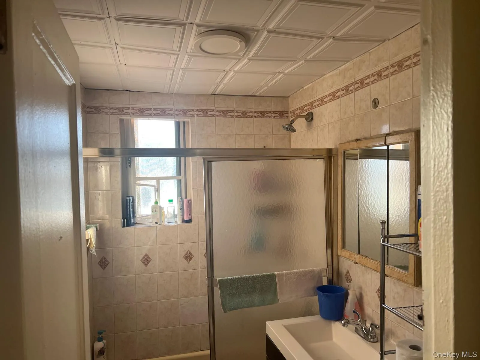 14 Metropolitan Oval, New York, NY, 2 Bedrooms Bedrooms, 4 Rooms Rooms,1 BathroomBathrooms,Residential,For Rent,Metropolitan,0,1034864 14 Metropolitan Oval, New York, NY, 2 Bedrooms Bedrooms, 4 Rooms Rooms,1 BathroomBathrooms,Residential,For Rent,Metropolitan,0,1034864