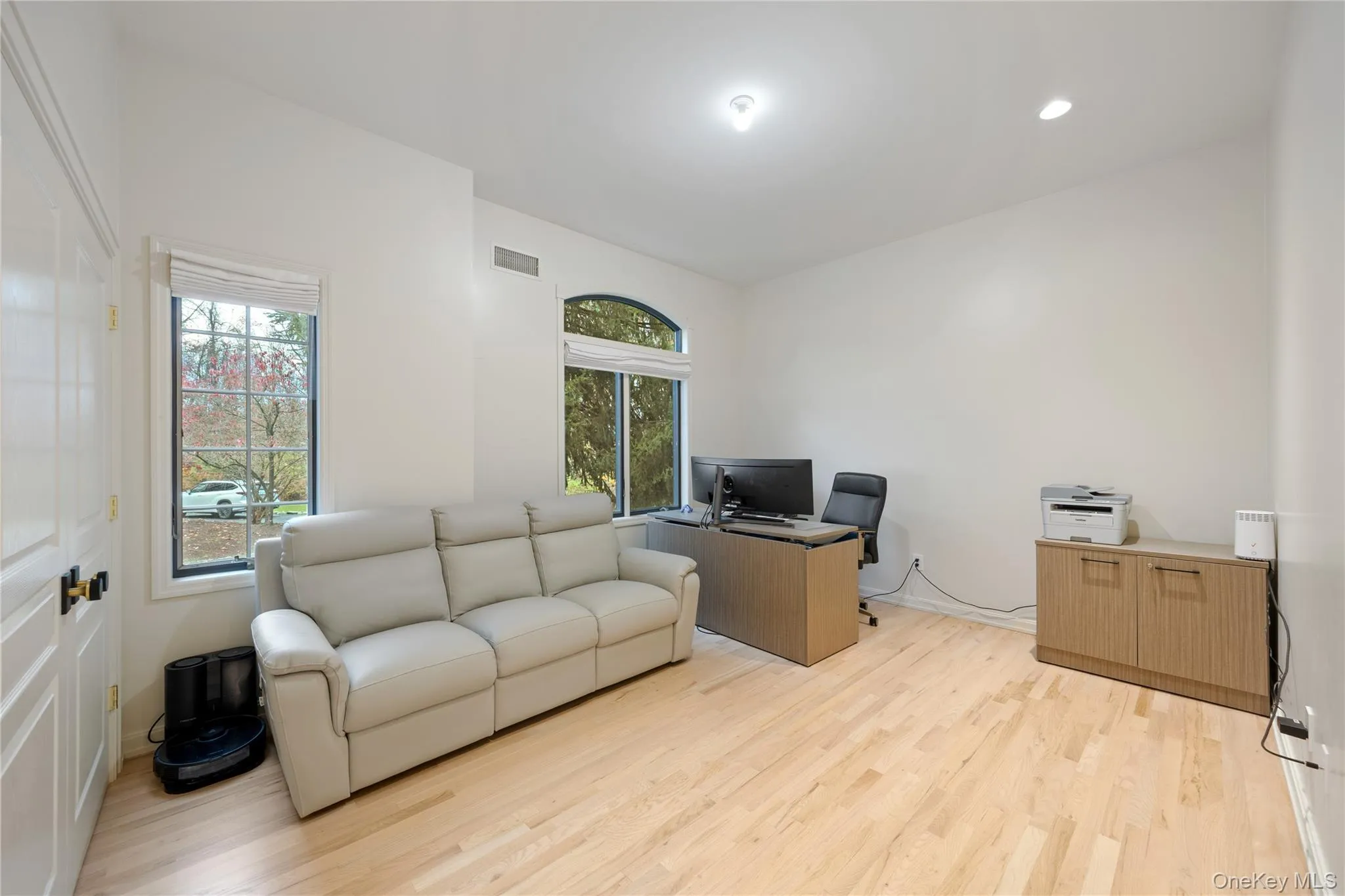 16 De Baun Avenue, Ramapo, NY, 4 Bedrooms Bedrooms, 9 Rooms Rooms,2 BathroomsBathrooms,Residential,For Rent,De Baun,0,1034867 16 De Baun Avenue, Ramapo, NY, 4 Bedrooms Bedrooms, 9 Rooms Rooms,2 BathroomsBathrooms,Residential,For Rent,De Baun,0,1034867