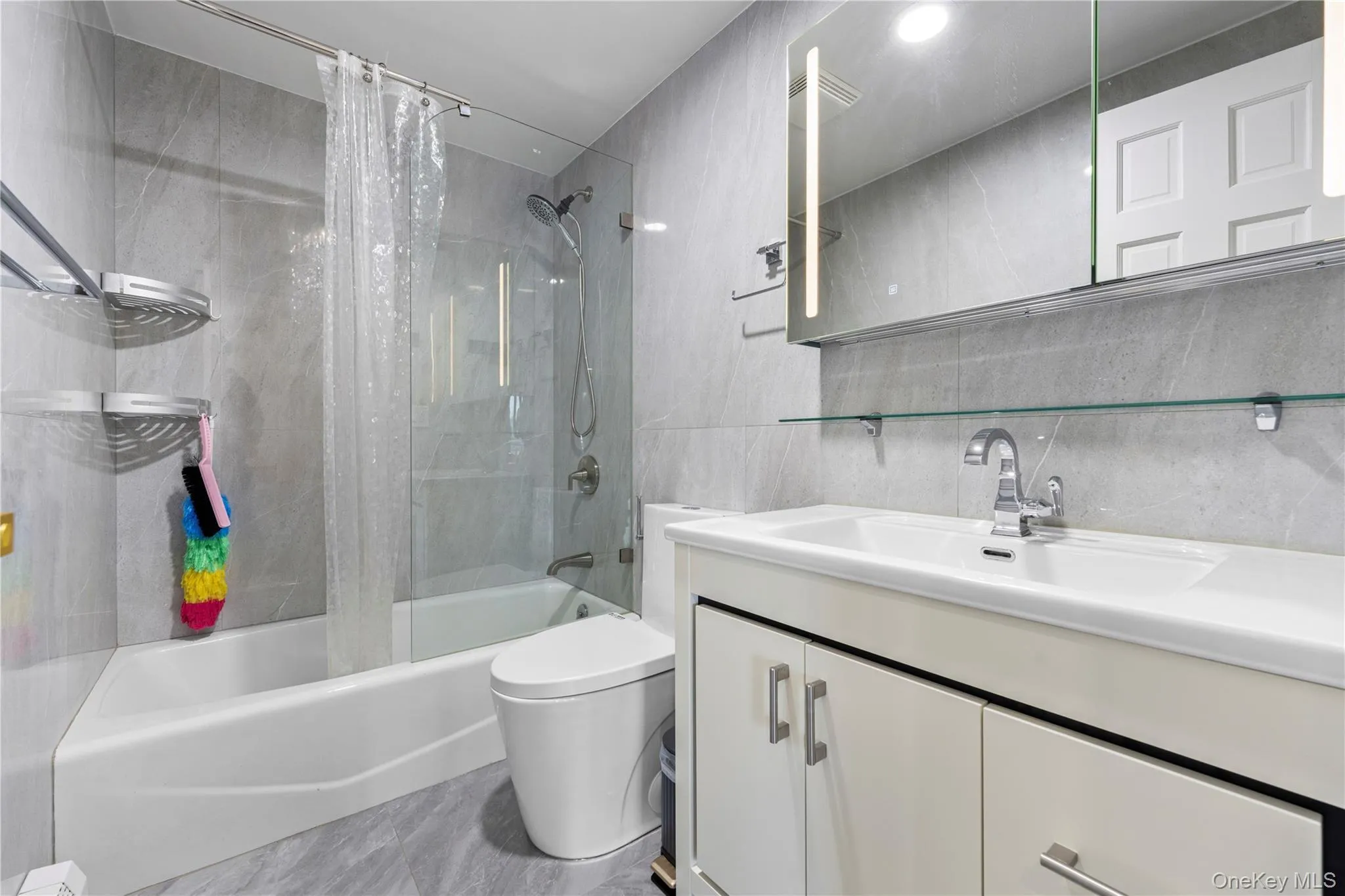 43-18 Main Street, New York, NY, 4 Bedrooms Bedrooms, 7 Rooms Rooms,3 BathroomsBathrooms,Residential,For Rent,Main,0,1034873 43-18 Main Street, New York, NY, 4 Bedrooms Bedrooms, 7 Rooms Rooms,3 BathroomsBathrooms,Residential,For Rent,Main,0,1034873