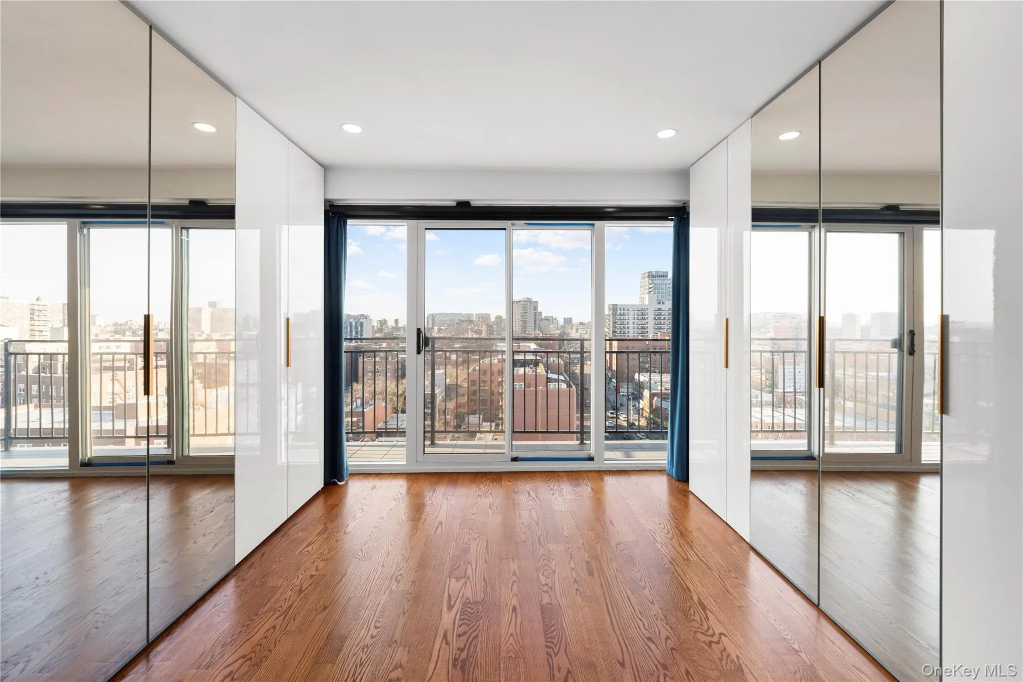43-18 Main Street, New York, NY, 4 Bedrooms Bedrooms, 7 Rooms Rooms,3 BathroomsBathrooms,Residential,For Rent,Main,0,1034873 43-18 Main Street, New York, NY, 4 Bedrooms Bedrooms, 7 Rooms Rooms,3 BathroomsBathrooms,Residential,For Rent,Main,0,1034873