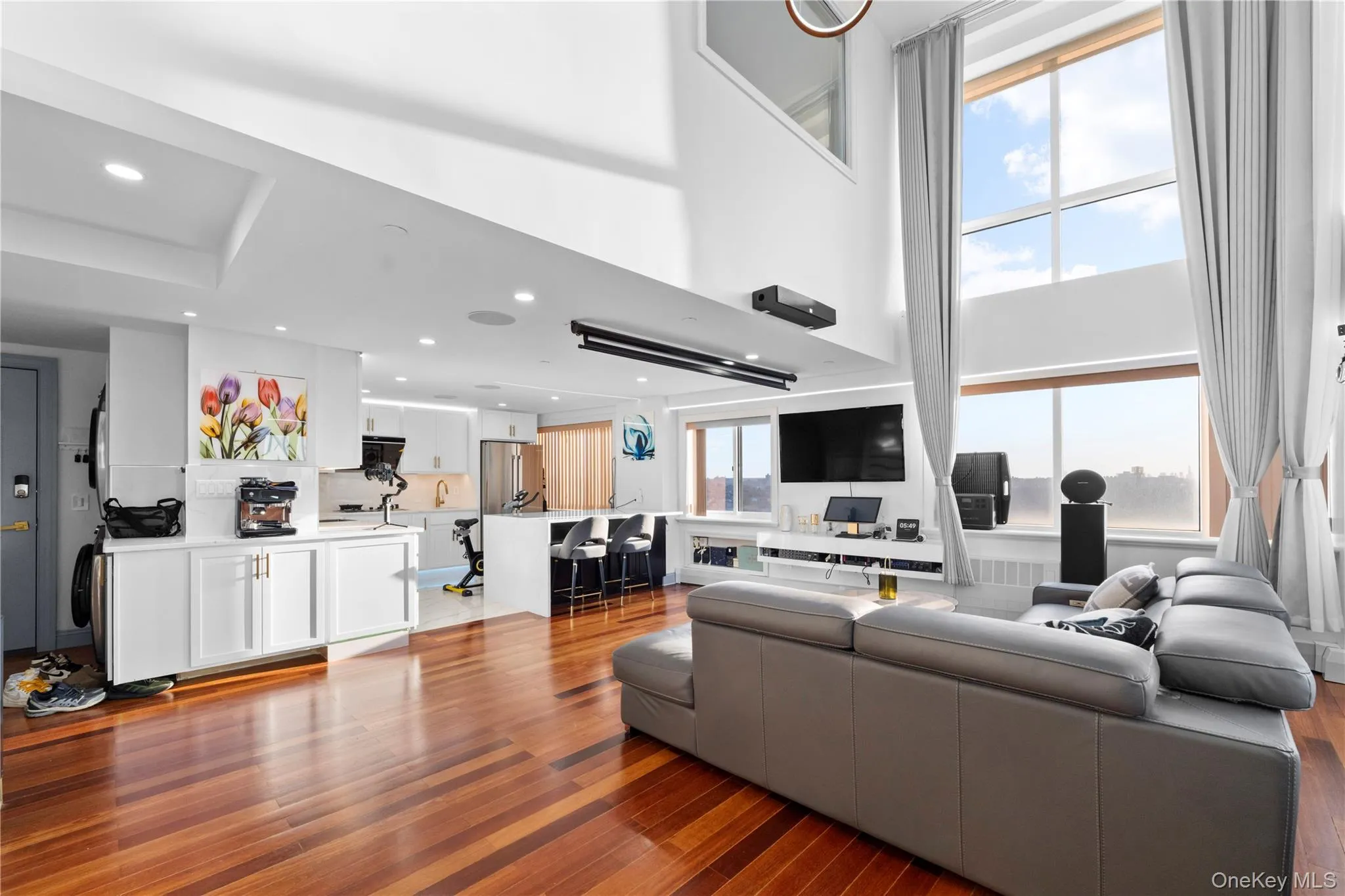 43-18 Main Street, New York, NY, 4 Bedrooms Bedrooms, 7 Rooms Rooms,3 BathroomsBathrooms,Residential,For Rent,Main,0,1034873 43-18 Main Street, New York, NY, 4 Bedrooms Bedrooms, 7 Rooms Rooms,3 BathroomsBathrooms,Residential,For Rent,Main,0,1034873