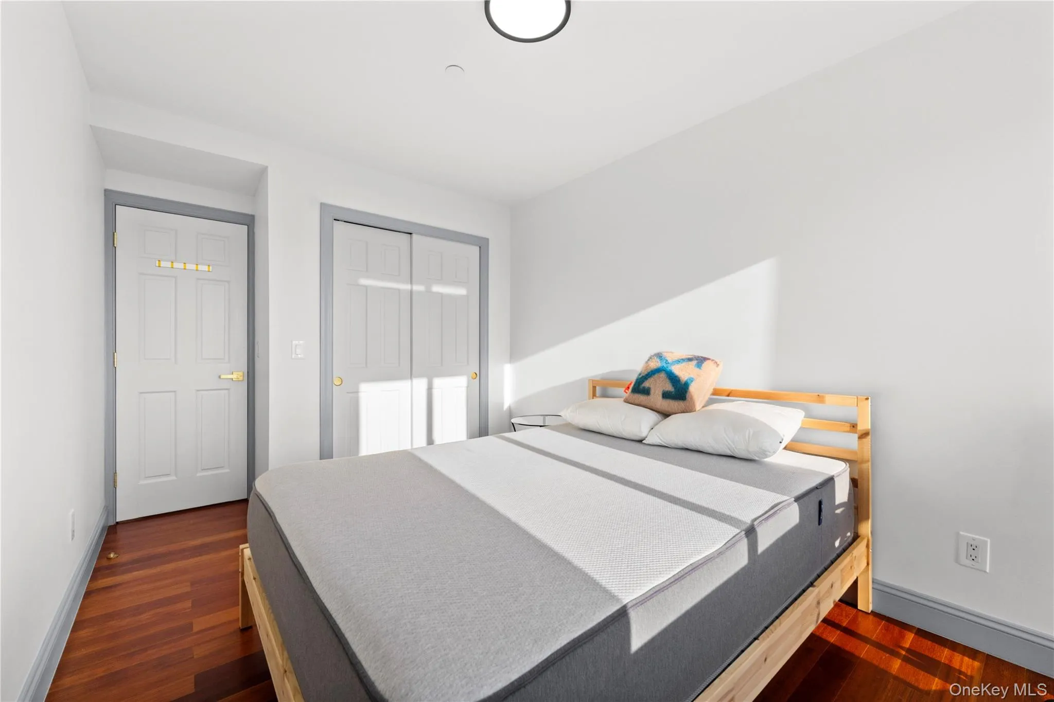 43-18 Main Street, New York, NY, 4 Bedrooms Bedrooms, 7 Rooms Rooms,3 BathroomsBathrooms,Residential,For Rent,Main,0,1034873 43-18 Main Street, New York, NY, 4 Bedrooms Bedrooms, 7 Rooms Rooms,3 BathroomsBathrooms,Residential,For Rent,Main,0,1034873