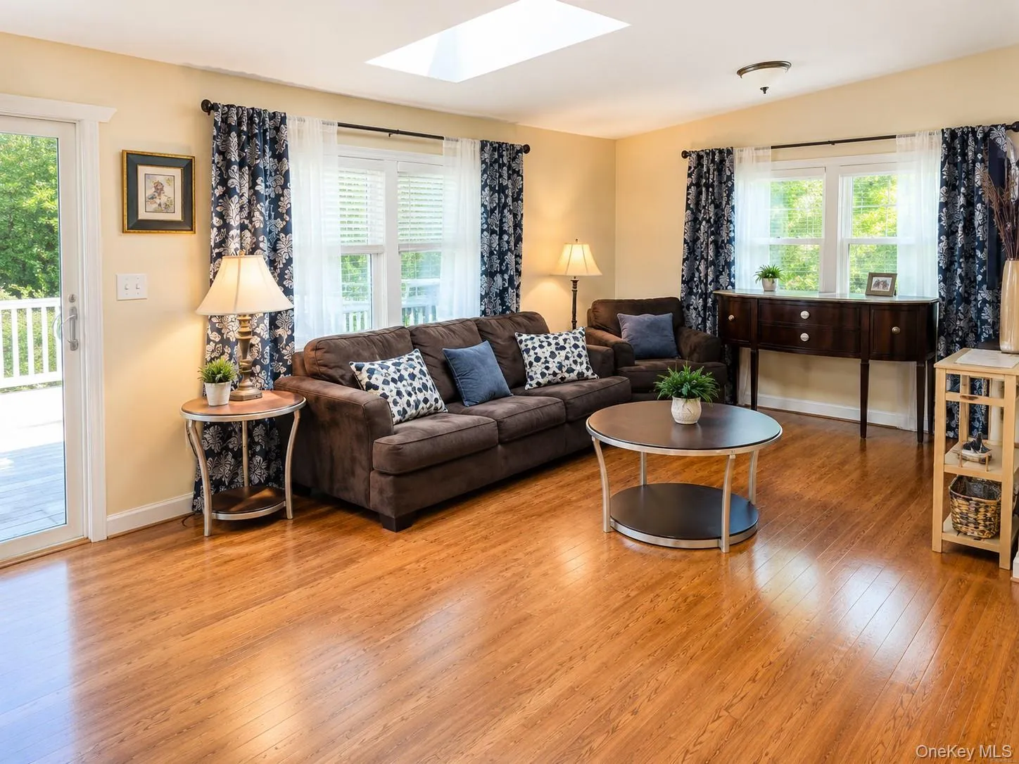 10 Roe Circle, Monroe, NY, 3 Bedrooms Bedrooms, 12 Rooms Rooms,2 BathroomsBathrooms,Residential Lease,For Rent,Roe,0,1034874 10 Roe Circle, Monroe, NY, 3 Bedrooms Bedrooms, 12 Rooms Rooms,2 BathroomsBathrooms,Residential Lease,For Rent,Roe,0,1034874