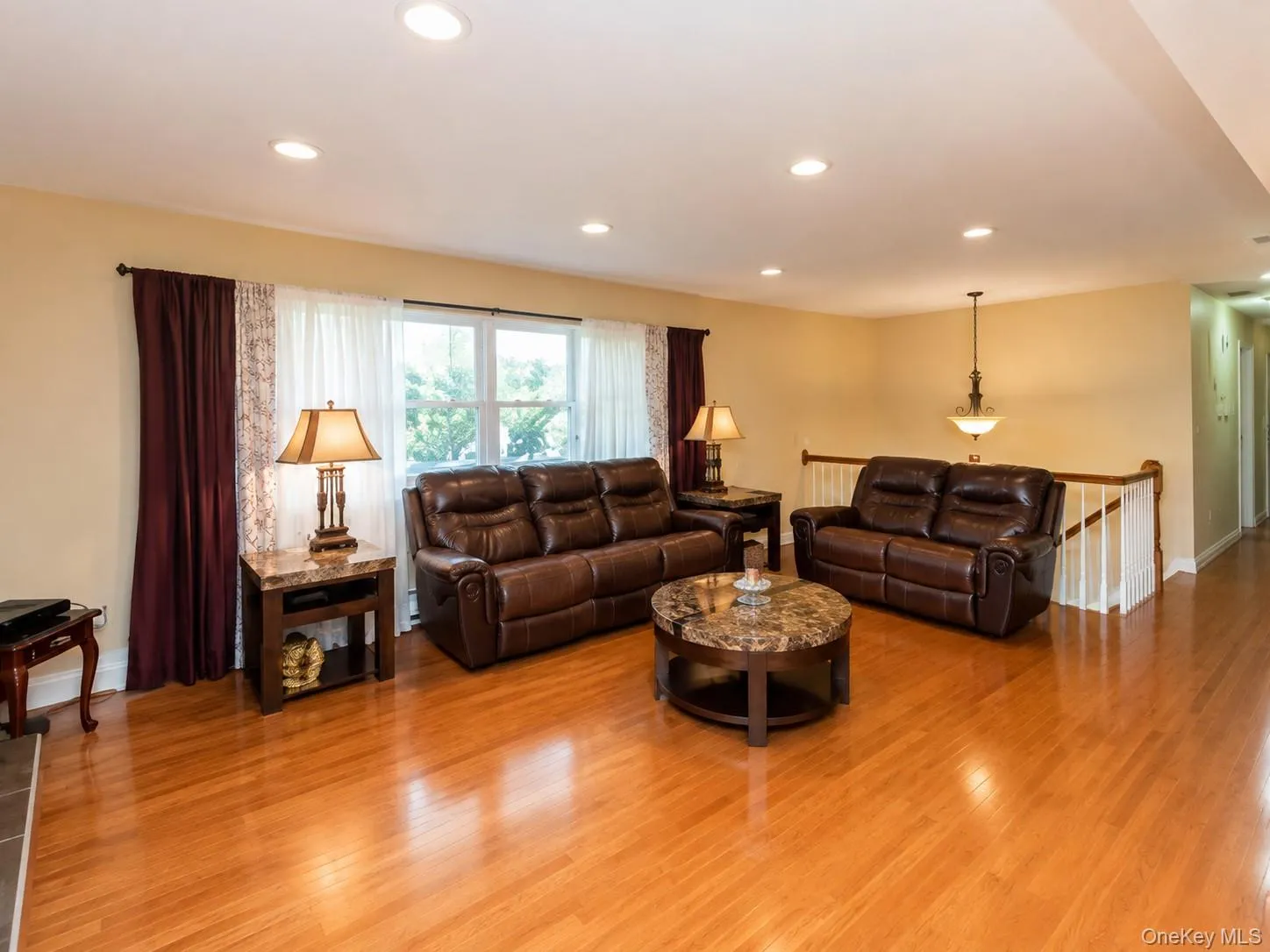 10 Roe Circle, Monroe, NY, 3 Bedrooms Bedrooms, 12 Rooms Rooms,2 BathroomsBathrooms,Residential Lease,For Rent,Roe,0,1034874 10 Roe Circle, Monroe, NY, 3 Bedrooms Bedrooms, 12 Rooms Rooms,2 BathroomsBathrooms,Residential Lease,For Rent,Roe,0,1034874