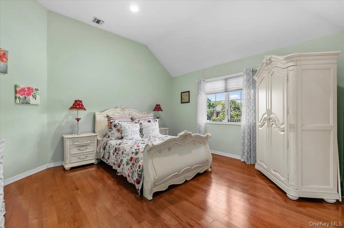 23 Jagger Court, Huntington, NY, 5 Bedrooms Bedrooms, 11 Rooms Rooms,5 BathroomsBathrooms,Residential,For Rent,Jagger,0,1034877 23 Jagger Court, Huntington, NY, 5 Bedrooms Bedrooms, 11 Rooms Rooms,5 BathroomsBathrooms,Residential,For Rent,Jagger,0,1034877