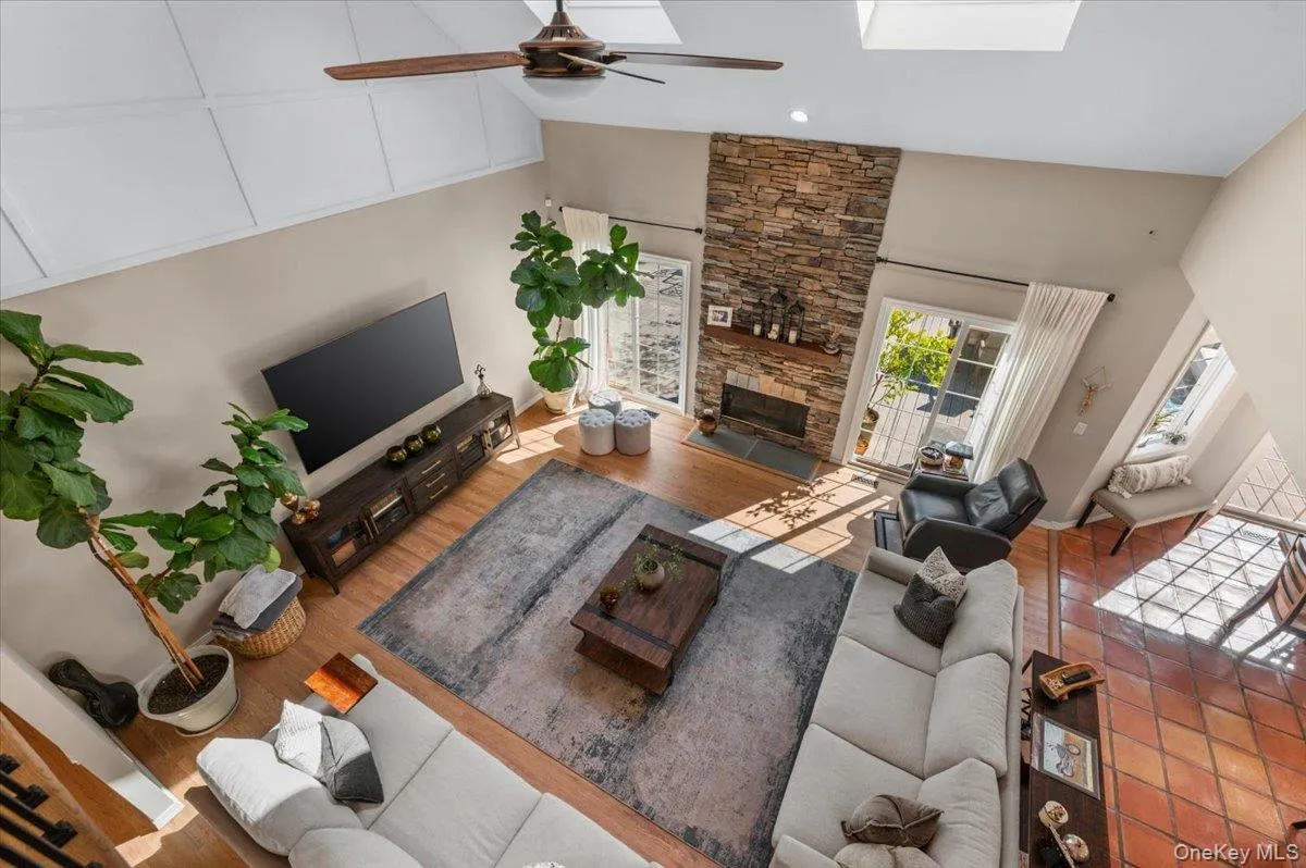 23 Jagger Court, Huntington, NY, 5 Bedrooms Bedrooms, 11 Rooms Rooms,5 BathroomsBathrooms,Residential,For Rent,Jagger,0,1034877 23 Jagger Court, Huntington, NY, 5 Bedrooms Bedrooms, 11 Rooms Rooms,5 BathroomsBathrooms,Residential,For Rent,Jagger,0,1034877