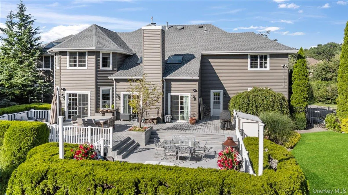 23 Jagger Court, Huntington, NY, 5 Bedrooms Bedrooms, 11 Rooms Rooms,5 BathroomsBathrooms,Residential,For Rent,Jagger,0,1034877 23 Jagger Court, Huntington, NY, 5 Bedrooms Bedrooms, 11 Rooms Rooms,5 BathroomsBathrooms,Residential,For Rent,Jagger,0,1034877