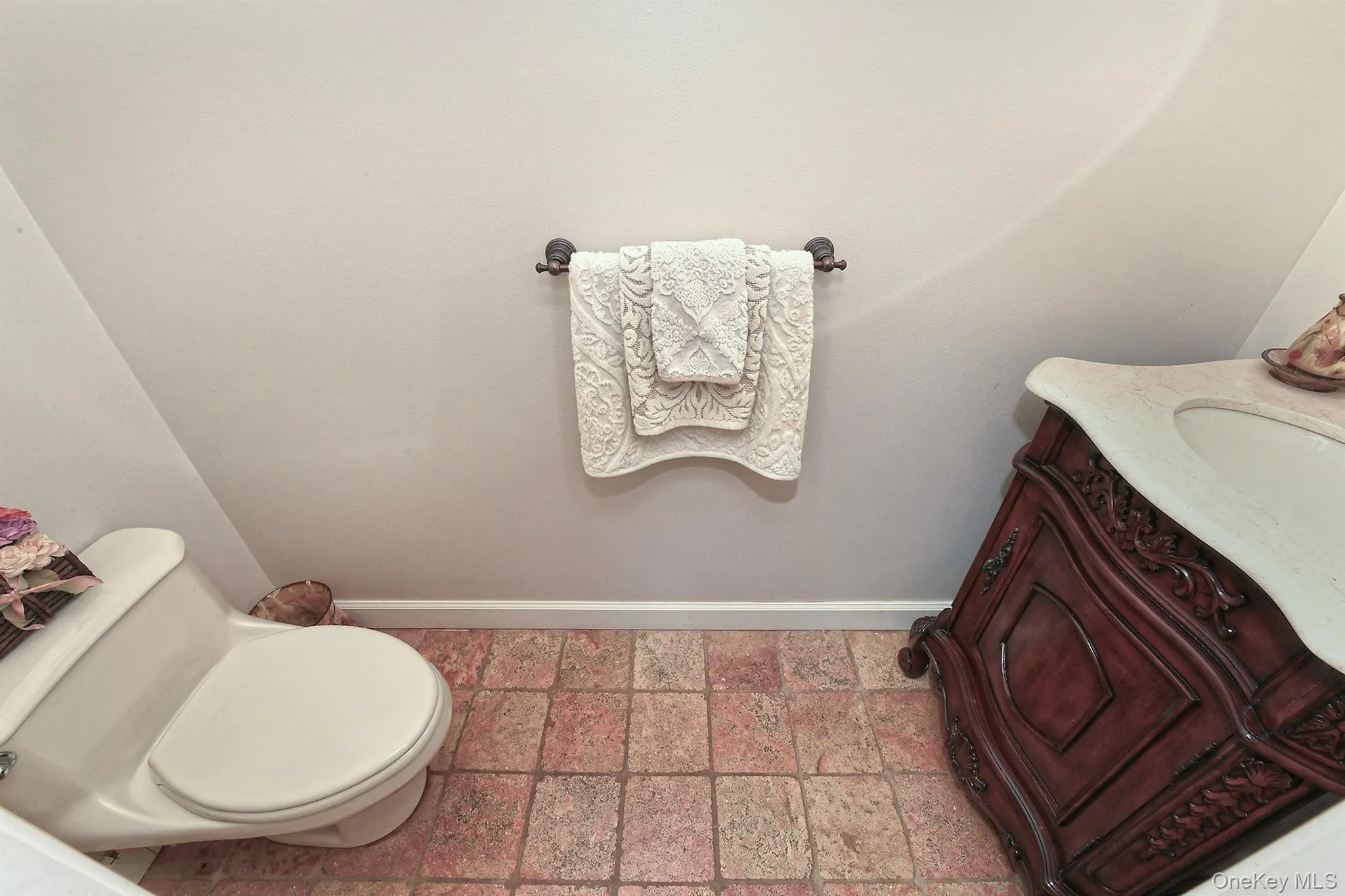 23 Jagger Court, Huntington, NY, 5 Bedrooms Bedrooms, 11 Rooms Rooms,5 BathroomsBathrooms,Residential,For Rent,Jagger,0,1034877 23 Jagger Court, Huntington, NY, 5 Bedrooms Bedrooms, 11 Rooms Rooms,5 BathroomsBathrooms,Residential,For Rent,Jagger,0,1034877