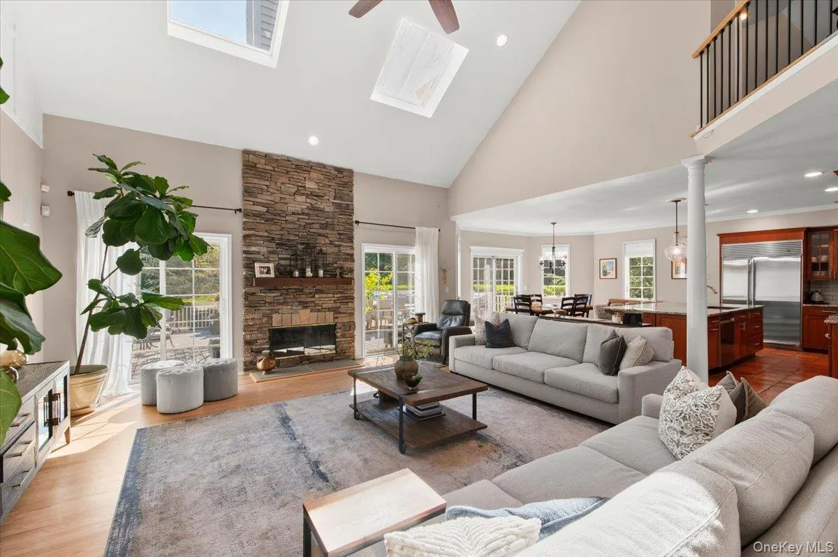 23 Jagger Court, Huntington, NY, 5 Bedrooms Bedrooms, 11 Rooms Rooms,5 BathroomsBathrooms,Residential,For Rent,Jagger,0,1034877 23 Jagger Court, Huntington, NY, 5 Bedrooms Bedrooms, 11 Rooms Rooms,5 BathroomsBathrooms,Residential,For Rent,Jagger,0,1034877