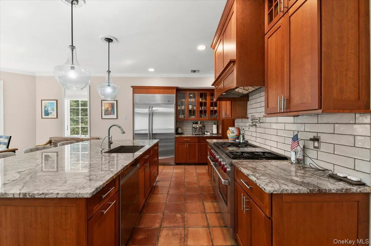 23 Jagger Court, Huntington, NY, 5 Bedrooms Bedrooms, 11 Rooms Rooms,5 BathroomsBathrooms,Residential,For Rent,Jagger,0,1034877 23 Jagger Court, Huntington, NY, 5 Bedrooms Bedrooms, 11 Rooms Rooms,5 BathroomsBathrooms,Residential,For Rent,Jagger,0,1034877