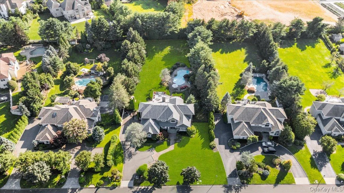 23 Jagger Court, Huntington, NY, 5 Bedrooms Bedrooms, 11 Rooms Rooms,5 BathroomsBathrooms,Residential,For Rent,Jagger,0,1034877 23 Jagger Court, Huntington, NY, 5 Bedrooms Bedrooms, 11 Rooms Rooms,5 BathroomsBathrooms,Residential,For Rent,Jagger,0,1034877