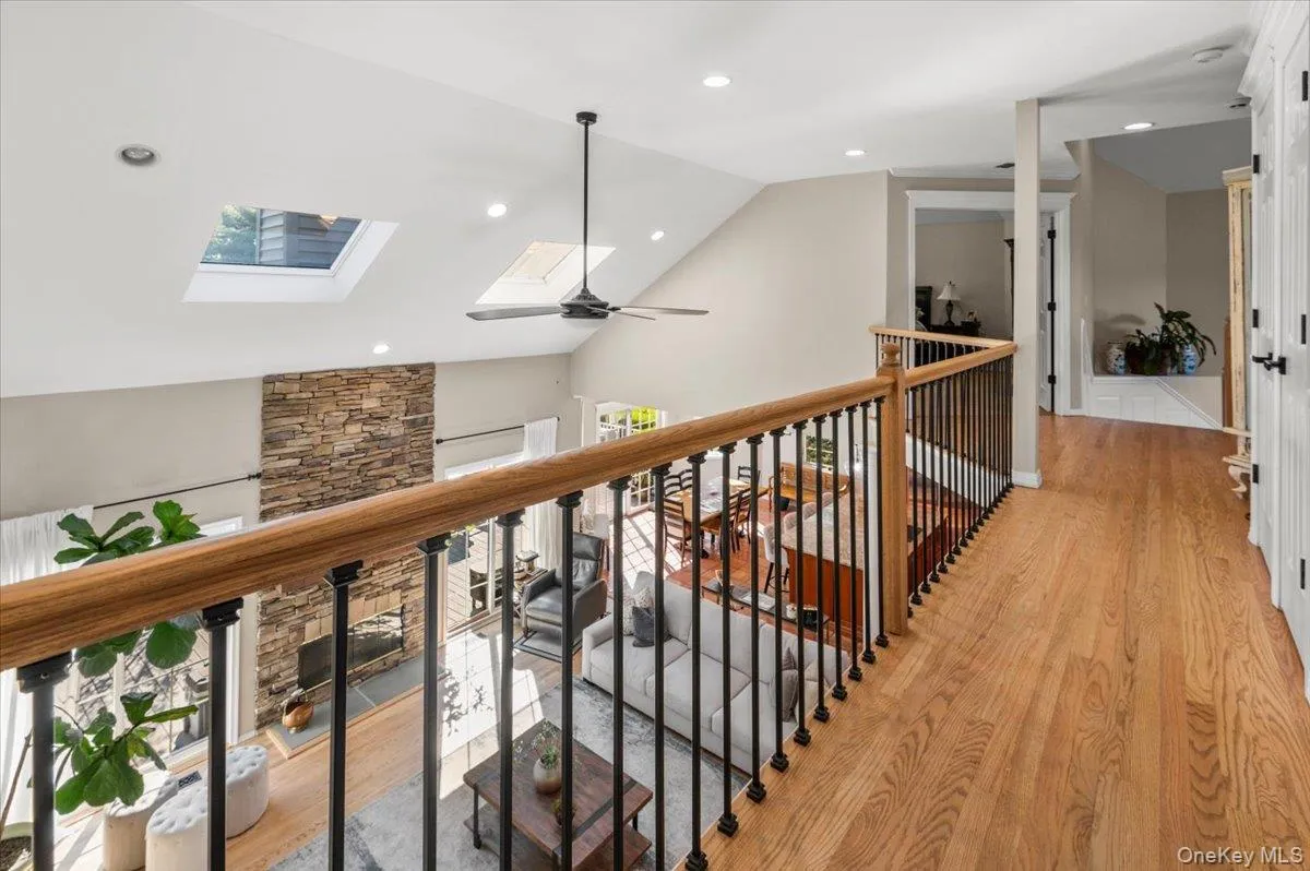 23 Jagger Court, Huntington, NY, 5 Bedrooms Bedrooms, 11 Rooms Rooms,5 BathroomsBathrooms,Residential,For Rent,Jagger,0,1034877 23 Jagger Court, Huntington, NY, 5 Bedrooms Bedrooms, 11 Rooms Rooms,5 BathroomsBathrooms,Residential,For Rent,Jagger,0,1034877