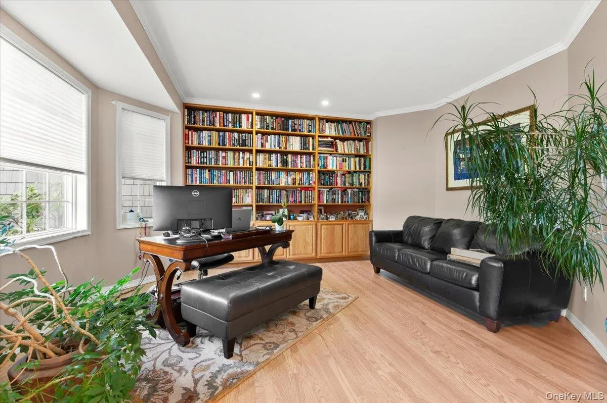 23 Jagger Court, Huntington, NY, 5 Bedrooms Bedrooms, 11 Rooms Rooms,5 BathroomsBathrooms,Residential,For Rent,Jagger,0,1034877 23 Jagger Court, Huntington, NY, 5 Bedrooms Bedrooms, 11 Rooms Rooms,5 BathroomsBathrooms,Residential,For Rent,Jagger,0,1034877