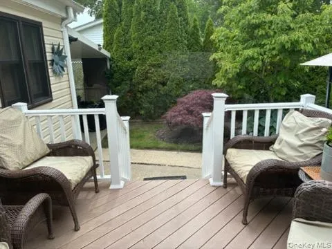 1661 Old Country Road, Riverhead, NY, 2 Bedrooms Bedrooms, 5 Rooms Rooms,2 BathroomsBathrooms,Residential,For Rent,Old Country,0,1034893 1661 Old Country Road, Riverhead, NY, 2 Bedrooms Bedrooms, 5 Rooms Rooms,2 BathroomsBathrooms,Residential,For Rent,Old Country,0,1034893