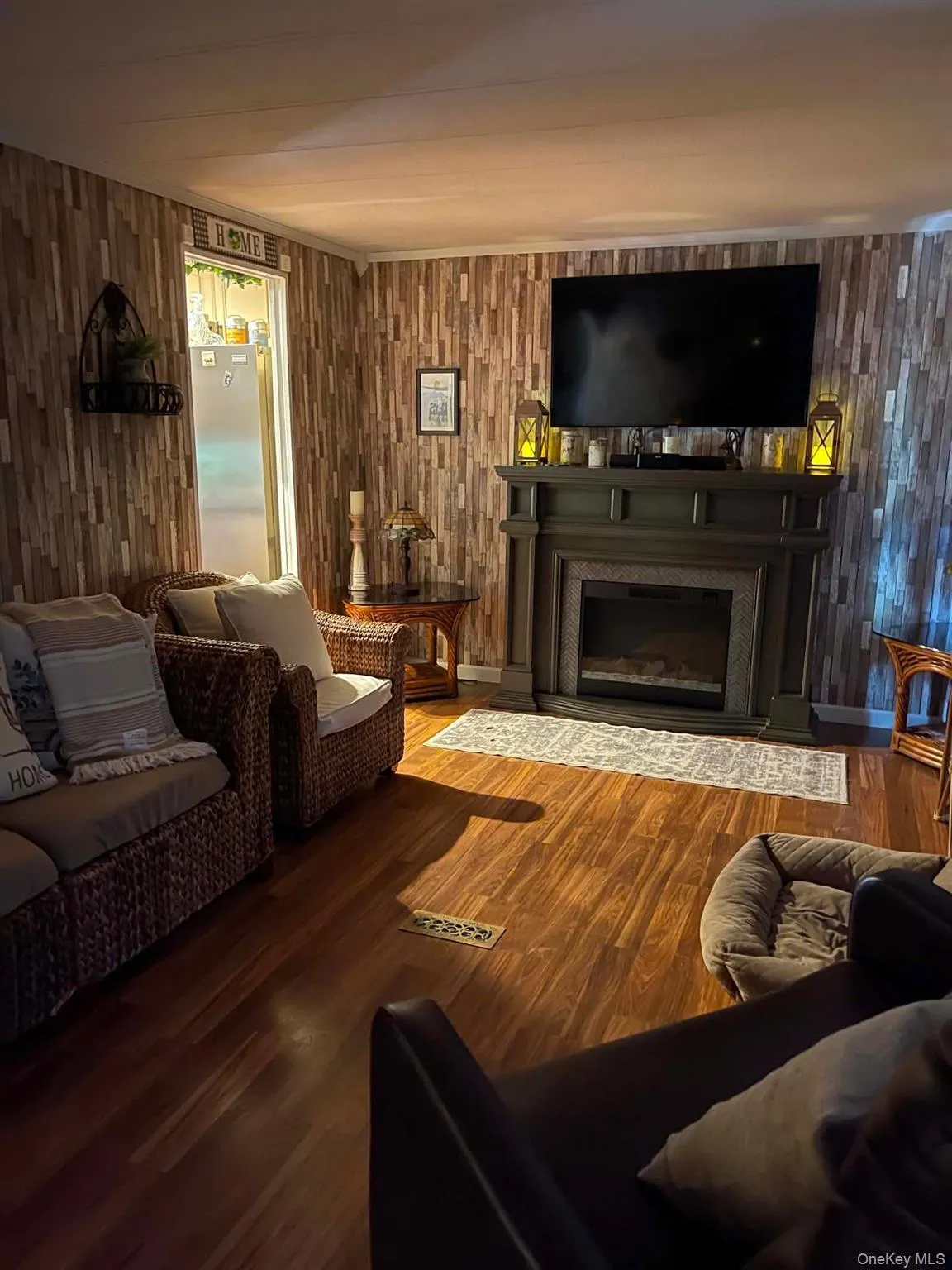 1661 Old Country Road, Riverhead, NY, 2 Bedrooms Bedrooms, 5 Rooms Rooms,2 BathroomsBathrooms,Residential,For Rent,Old Country,0,1034893 1661 Old Country Road, Riverhead, NY, 2 Bedrooms Bedrooms, 5 Rooms Rooms,2 BathroomsBathrooms,Residential,For Rent,Old Country,0,1034893