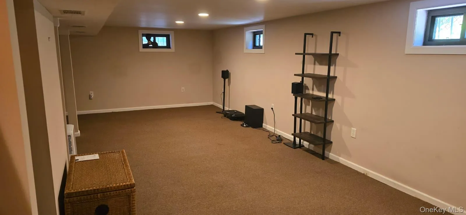 20962 Whitehall Terrace, New York, NY, 3 Bedrooms Bedrooms, 7 Rooms Rooms,1 BathroomBathrooms,Residential,For Rent,Whitehall,0,1034899 20962 Whitehall Terrace, New York, NY, 3 Bedrooms Bedrooms, 7 Rooms Rooms,1 BathroomBathrooms,Residential,For Rent,Whitehall,0,1034899
