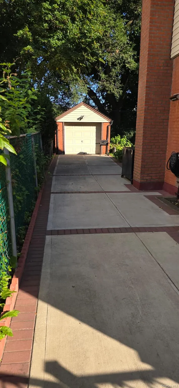 20962 Whitehall Terrace, New York, NY, 3 Bedrooms Bedrooms, 7 Rooms Rooms,1 BathroomBathrooms,Residential,For Rent,Whitehall,0,1034899 20962 Whitehall Terrace, New York, NY, 3 Bedrooms Bedrooms, 7 Rooms Rooms,1 BathroomBathrooms,Residential,For Rent,Whitehall,0,1034899