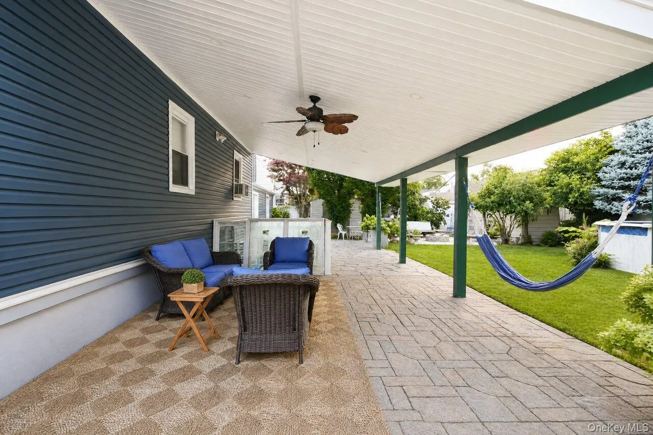 1061 Midland Street, Hempstead, NY, 5 Bedrooms Bedrooms, 8 Rooms Rooms,4 BathroomsBathrooms,Residential,For Rent,Midland,0,1034903 1061 Midland Street, Hempstead, NY, 5 Bedrooms Bedrooms, 8 Rooms Rooms,4 BathroomsBathrooms,Residential,For Rent,Midland,0,1034903