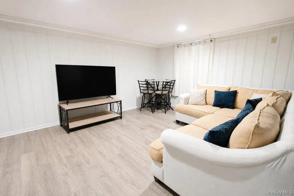 1061 Midland Street, Hempstead, NY, 5 Bedrooms Bedrooms, 8 Rooms Rooms,4 BathroomsBathrooms,Residential,For Rent,Midland,0,1034903 1061 Midland Street, Hempstead, NY, 5 Bedrooms Bedrooms, 8 Rooms Rooms,4 BathroomsBathrooms,Residential,For Rent,Midland,0,1034903