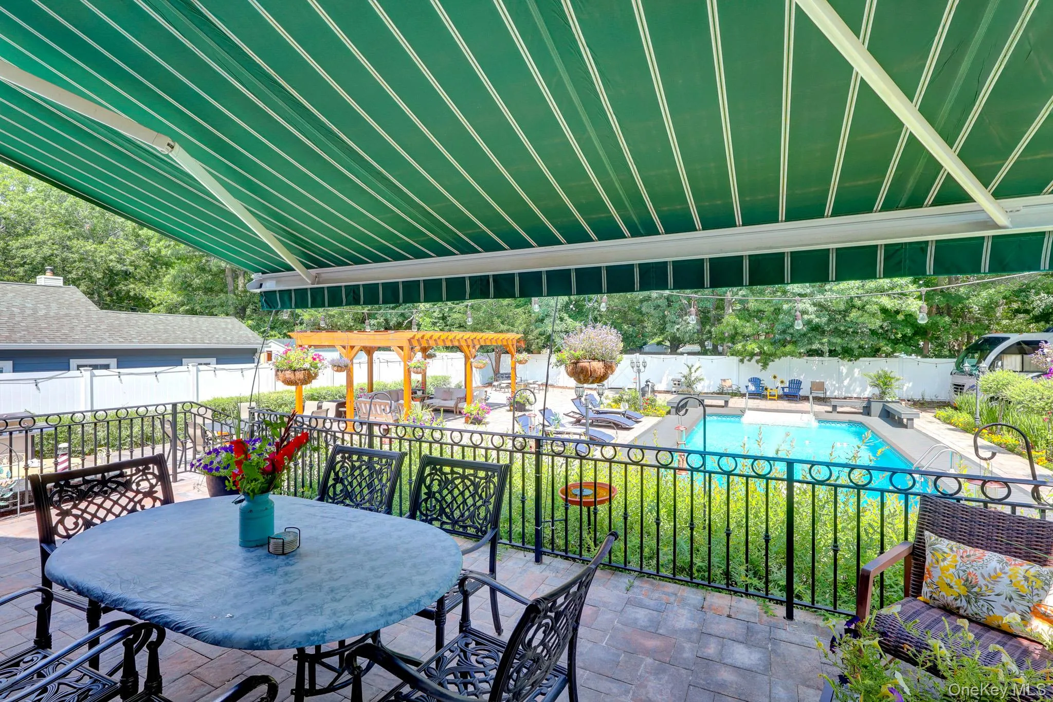 21 Morris Avenue, Brookhaven, NY, 6 Bedrooms Bedrooms, 14 Rooms Rooms,3 BathroomsBathrooms,Residential,For Rent,Morris,0,1034905 21 Morris Avenue, Brookhaven, NY, 6 Bedrooms Bedrooms, 14 Rooms Rooms,3 BathroomsBathrooms,Residential,For Rent,Morris,0,1034905