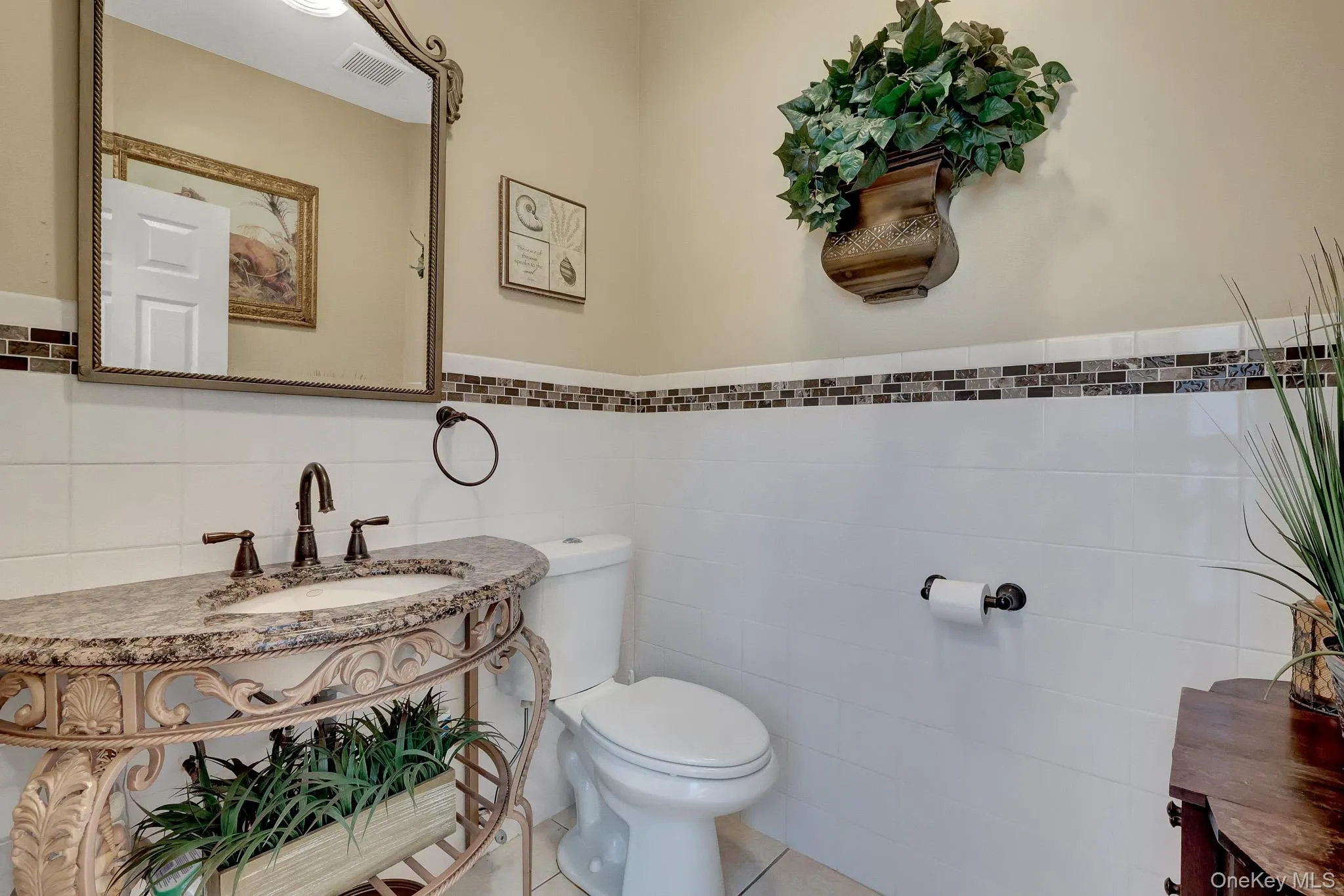 21 Morris Avenue, Brookhaven, NY, 6 Bedrooms Bedrooms, 14 Rooms Rooms,3 BathroomsBathrooms,Residential,For Rent,Morris,0,1034905 21 Morris Avenue, Brookhaven, NY, 6 Bedrooms Bedrooms, 14 Rooms Rooms,3 BathroomsBathrooms,Residential,For Rent,Morris,0,1034905