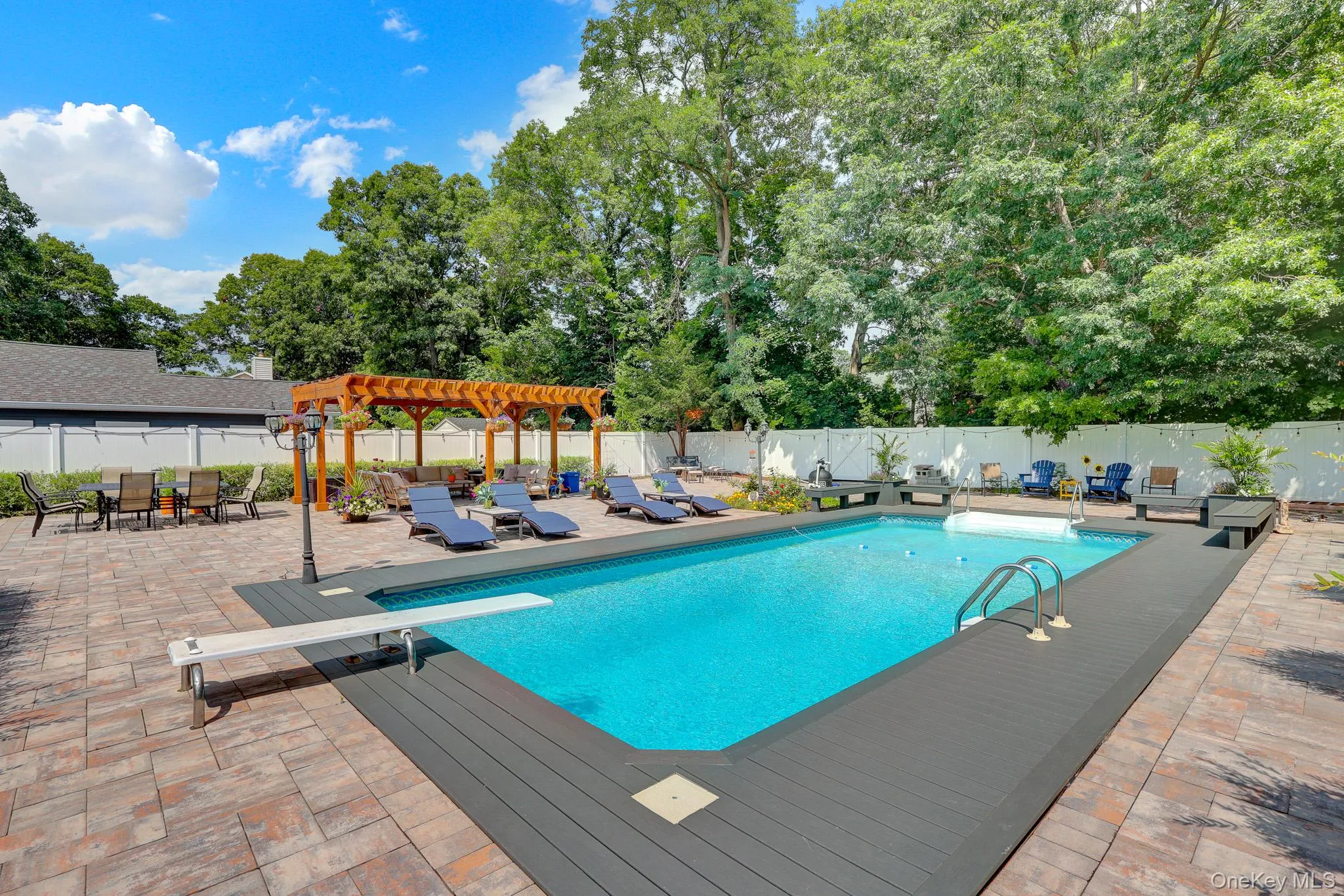 21 Morris Avenue, Brookhaven, NY, 6 Bedrooms Bedrooms, 14 Rooms Rooms,3 BathroomsBathrooms,Residential,For Rent,Morris,0,1034905 21 Morris Avenue, Brookhaven, NY, 6 Bedrooms Bedrooms, 14 Rooms Rooms,3 BathroomsBathrooms,Residential,For Rent,Morris,0,1034905