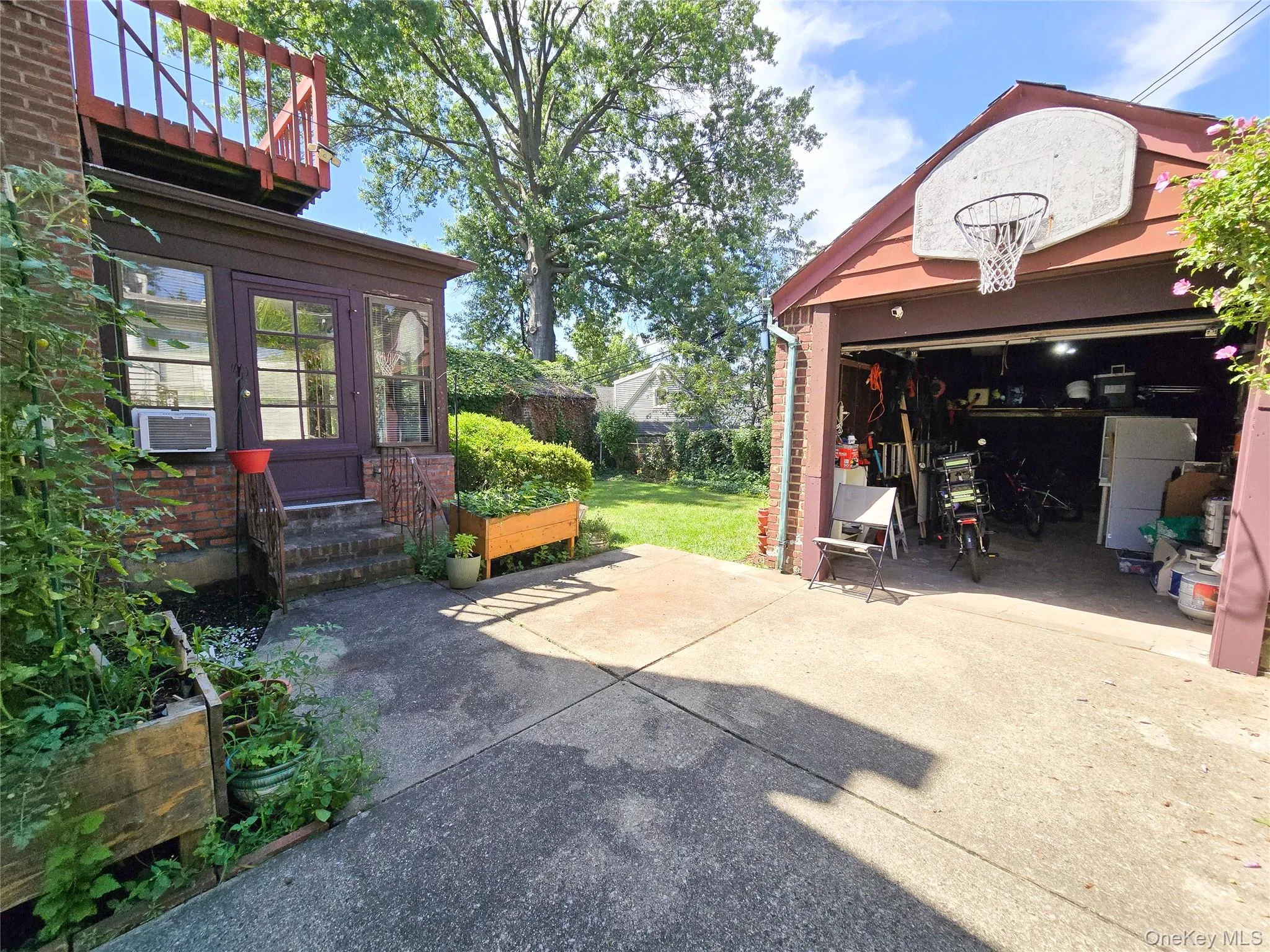 56-16 212 Street, New York, NY, 4 Bedrooms Bedrooms, 11 Rooms Rooms,2 BathroomsBathrooms,Residential,For Rent,212,0,1034910 56-16 212 Street, New York, NY, 4 Bedrooms Bedrooms, 11 Rooms Rooms,2 BathroomsBathrooms,Residential,For Rent,212,0,1034910
