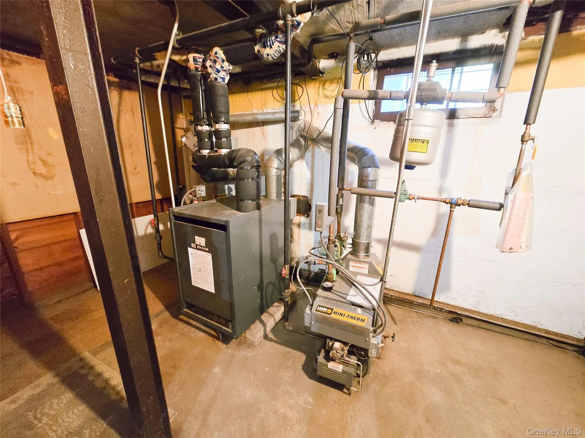 56-16 212 Street, New York, NY, 4 Bedrooms Bedrooms, 11 Rooms Rooms,2 BathroomsBathrooms,Residential,For Rent,212,0,1034910 56-16 212 Street, New York, NY, 4 Bedrooms Bedrooms, 11 Rooms Rooms,2 BathroomsBathrooms,Residential,For Rent,212,0,1034910