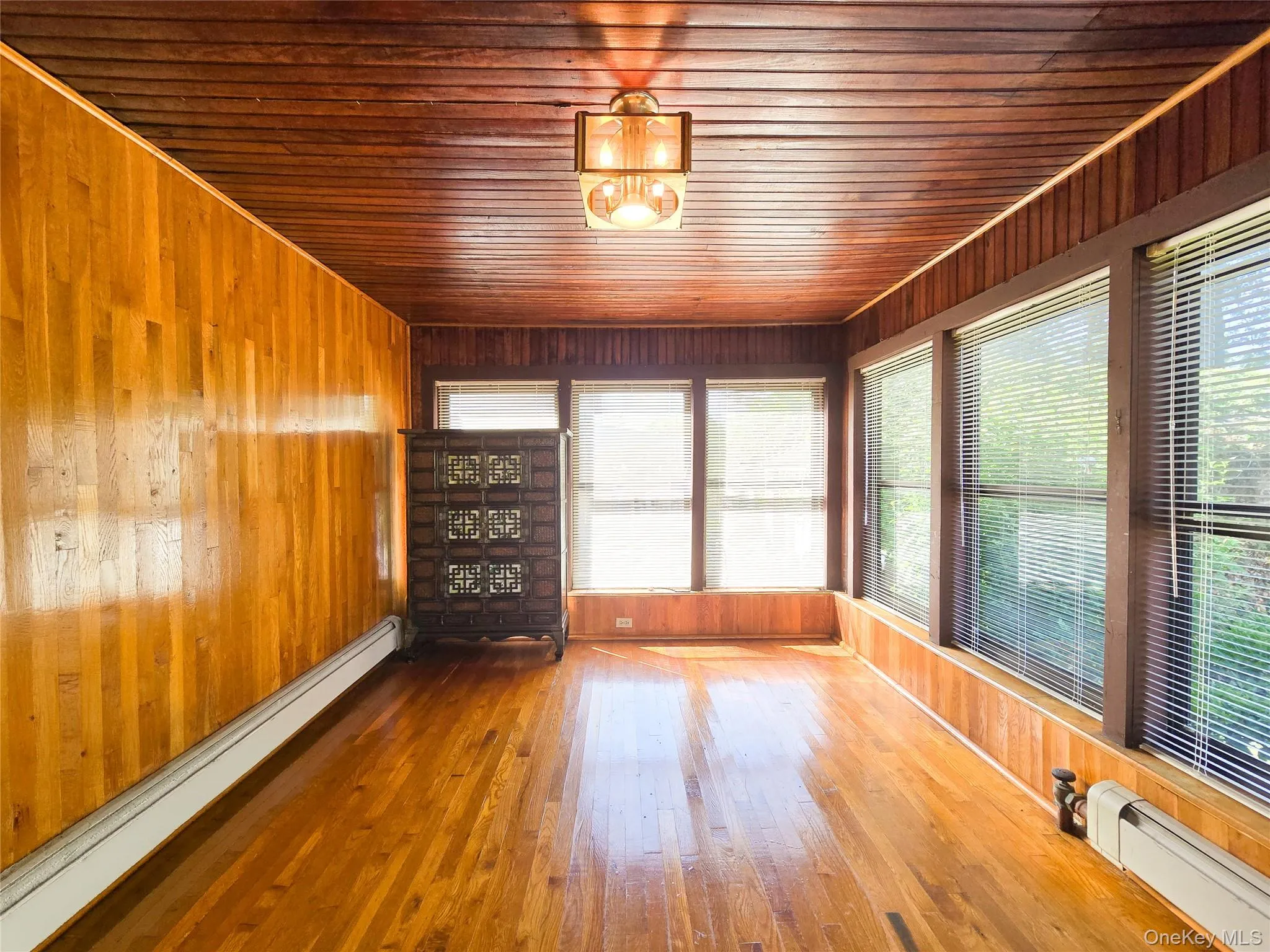 56-16 212 Street, New York, NY, 4 Bedrooms Bedrooms, 11 Rooms Rooms,2 BathroomsBathrooms,Residential,For Rent,212,0,1034910 56-16 212 Street, New York, NY, 4 Bedrooms Bedrooms, 11 Rooms Rooms,2 BathroomsBathrooms,Residential,For Rent,212,0,1034910