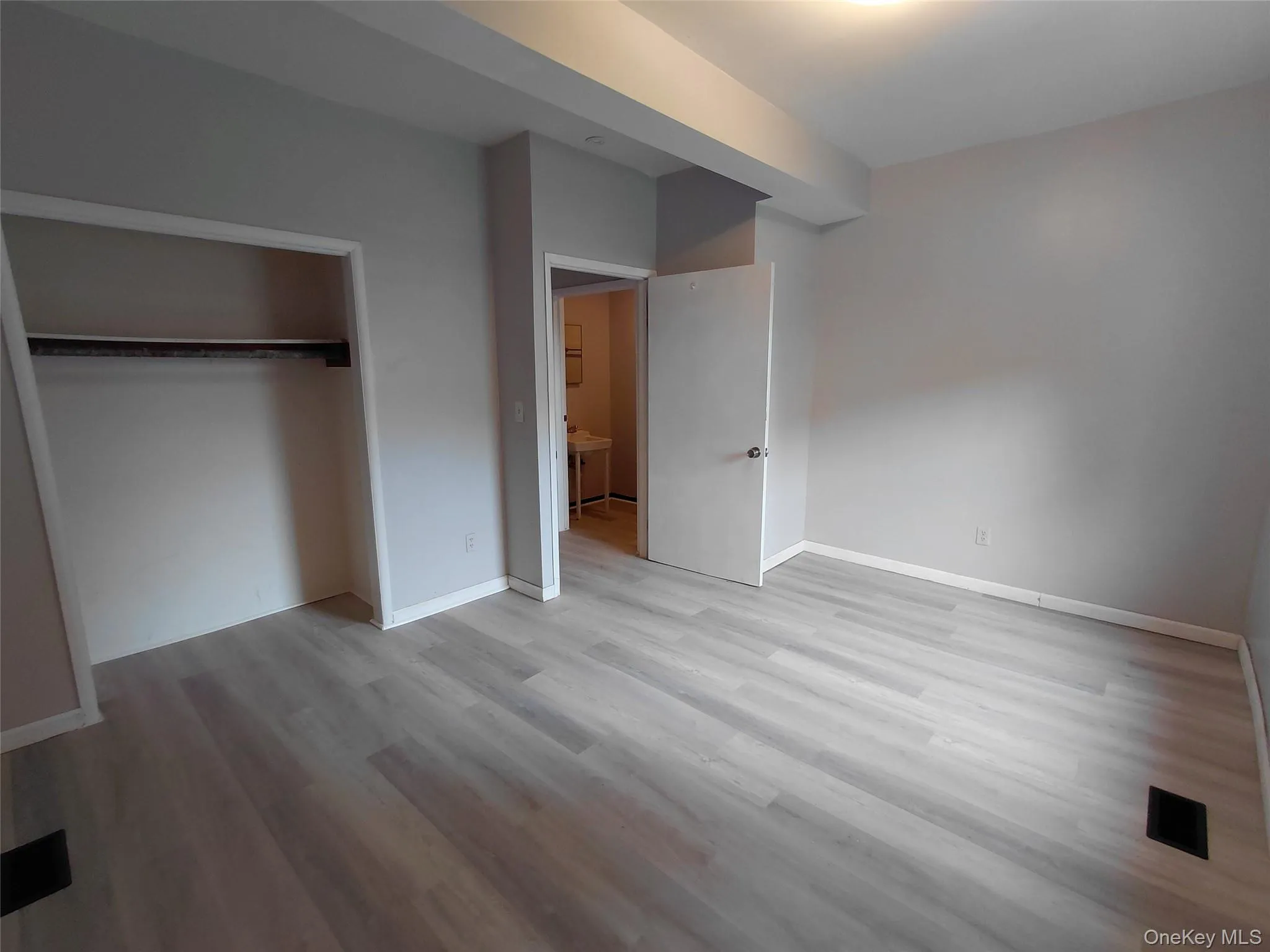 81 Franklin Street, Kingston, NY, 1 Bedroom Bedrooms, 3 Rooms Rooms,1 BathroomBathrooms,Residential Lease,For Rent,Franklin,0,1034915 81 Franklin Street, Kingston, NY, 1 Bedroom Bedrooms, 3 Rooms Rooms,1 BathroomBathrooms,Residential Lease,For Rent,Franklin,0,1034915