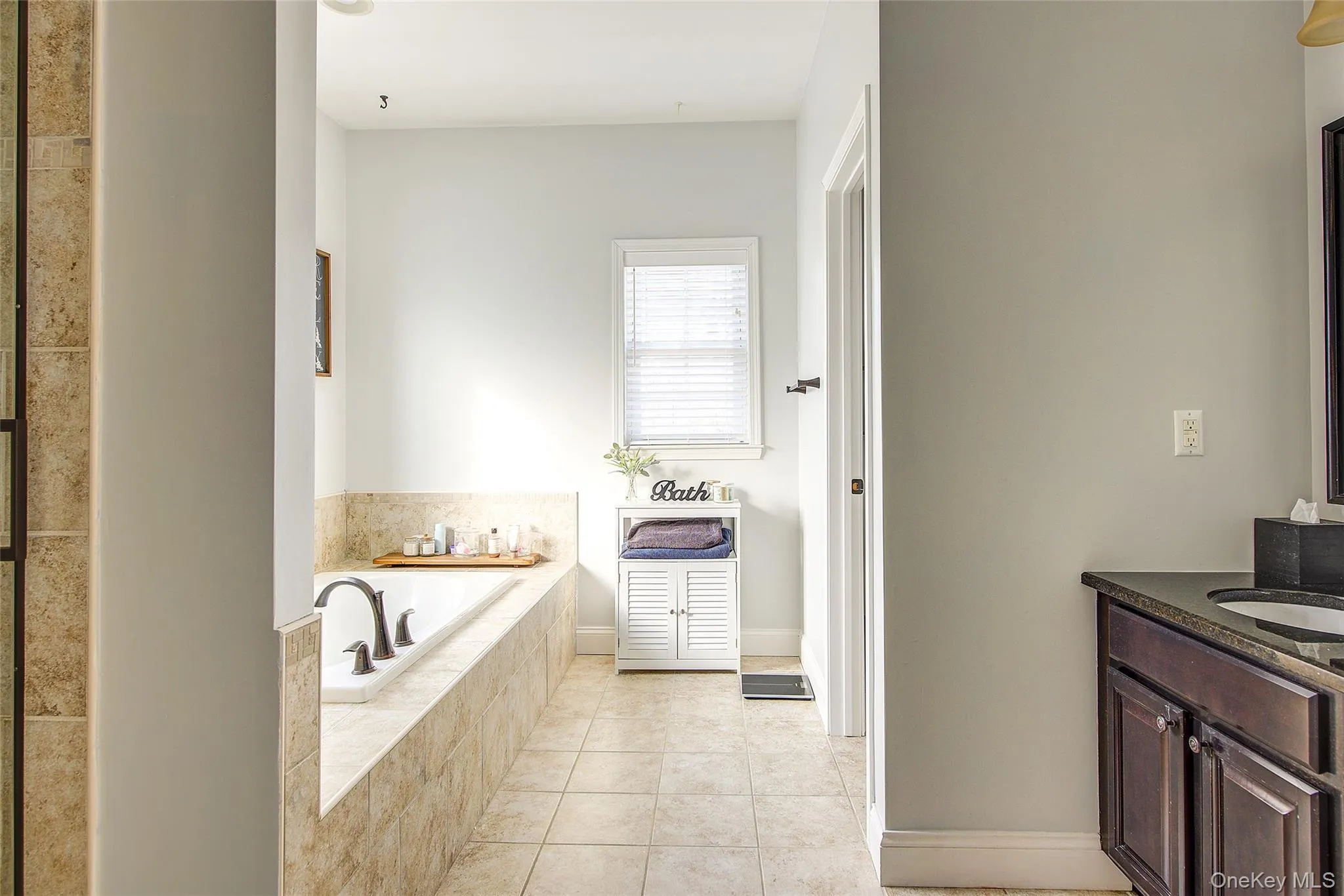 20 Tanyas Court, Monroe, NY, 4 Bedrooms Bedrooms, 9 Rooms Rooms,2 BathroomsBathrooms,Residential,For Rent,Tanyas,0,1034922 20 Tanyas Court, Monroe, NY, 4 Bedrooms Bedrooms, 9 Rooms Rooms,2 BathroomsBathrooms,Residential,For Rent,Tanyas,0,1034922