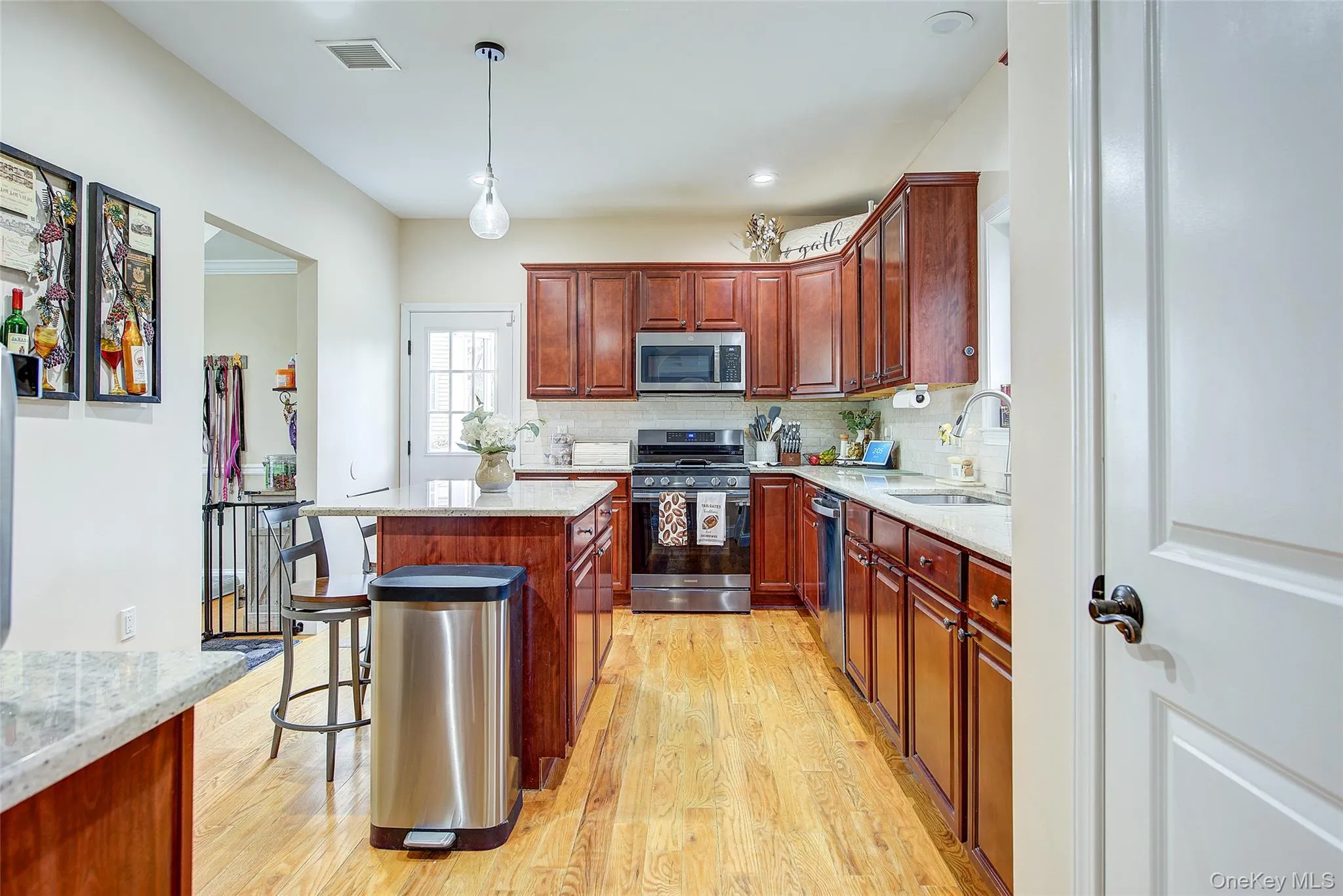 20 Tanyas Court, Monroe, NY, 4 Bedrooms Bedrooms, 9 Rooms Rooms,2 BathroomsBathrooms,Residential,For Rent,Tanyas,0,1034922 20 Tanyas Court, Monroe, NY, 4 Bedrooms Bedrooms, 9 Rooms Rooms,2 BathroomsBathrooms,Residential,For Rent,Tanyas,0,1034922