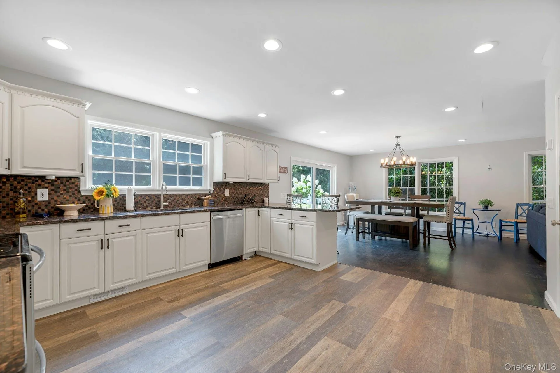 405 The Short Lane, Southold, NY, 4 Bedrooms Bedrooms, 9 Rooms Rooms,2 BathroomsBathrooms,Residential Lease,For Rent,The Short,0,1034927 405 The Short Lane, Southold, NY, 4 Bedrooms Bedrooms, 9 Rooms Rooms,2 BathroomsBathrooms,Residential Lease,For Rent,The Short,0,1034927