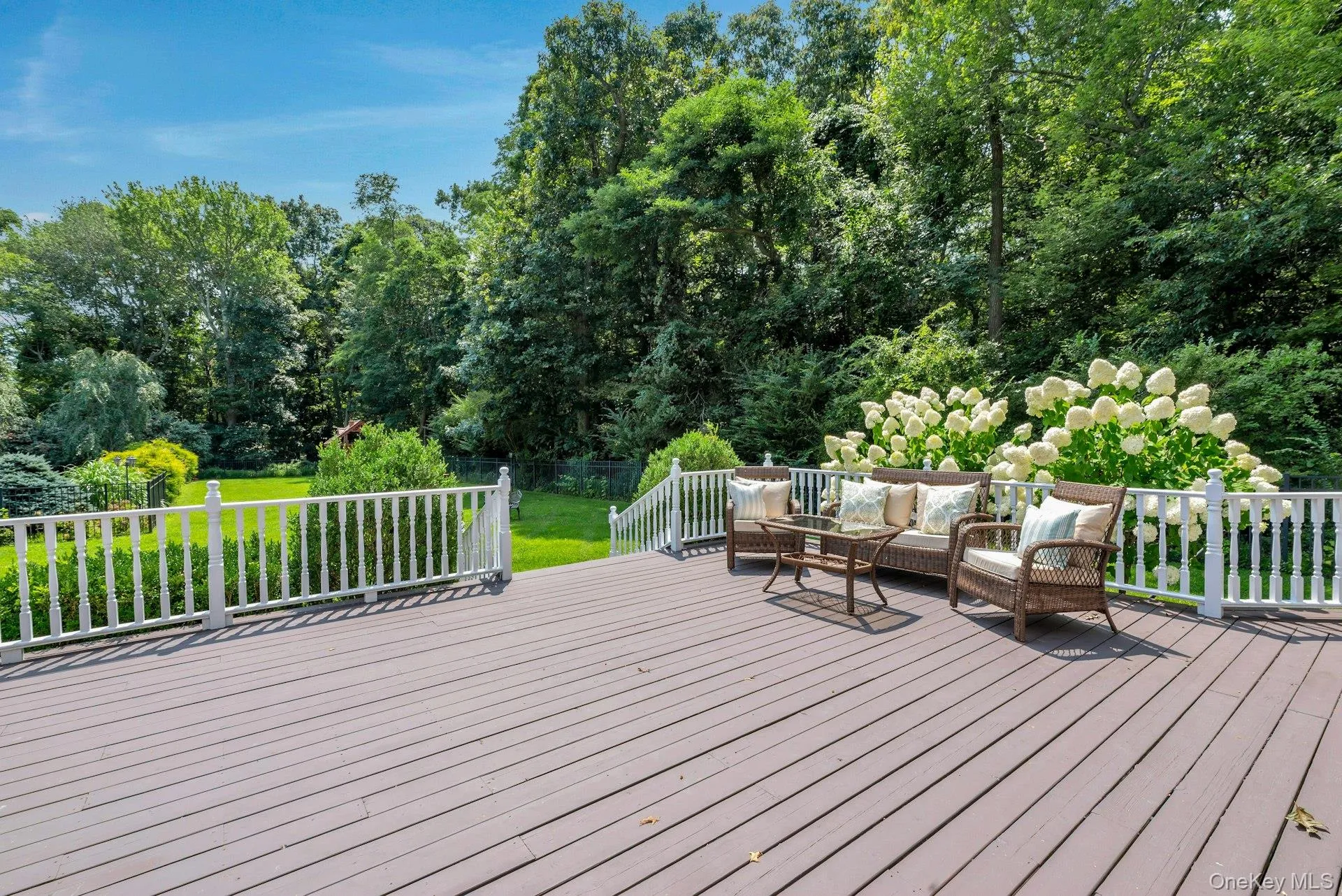 405 The Short Lane, Southold, NY, 4 Bedrooms Bedrooms, 9 Rooms Rooms,2 BathroomsBathrooms,Residential Lease,For Rent,The Short,0,1034927 405 The Short Lane, Southold, NY, 4 Bedrooms Bedrooms, 9 Rooms Rooms,2 BathroomsBathrooms,Residential Lease,For Rent,The Short,0,1034927