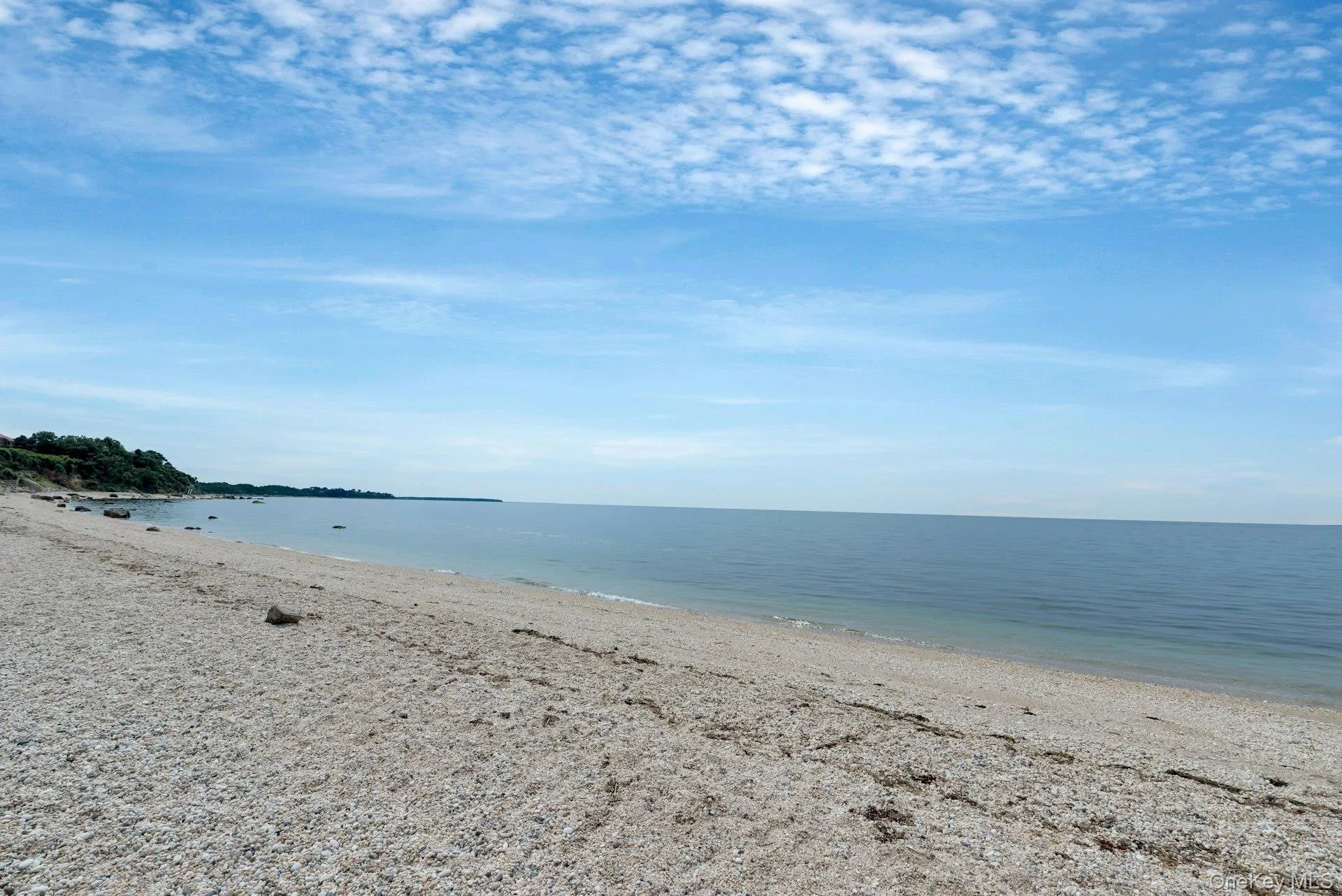 405 The Short Lane, Southold, NY, 4 Bedrooms Bedrooms, 9 Rooms Rooms,2 BathroomsBathrooms,Residential Lease,For Rent,The Short,0,1034927 405 The Short Lane, Southold, NY, 4 Bedrooms Bedrooms, 9 Rooms Rooms,2 BathroomsBathrooms,Residential Lease,For Rent,The Short,0,1034927