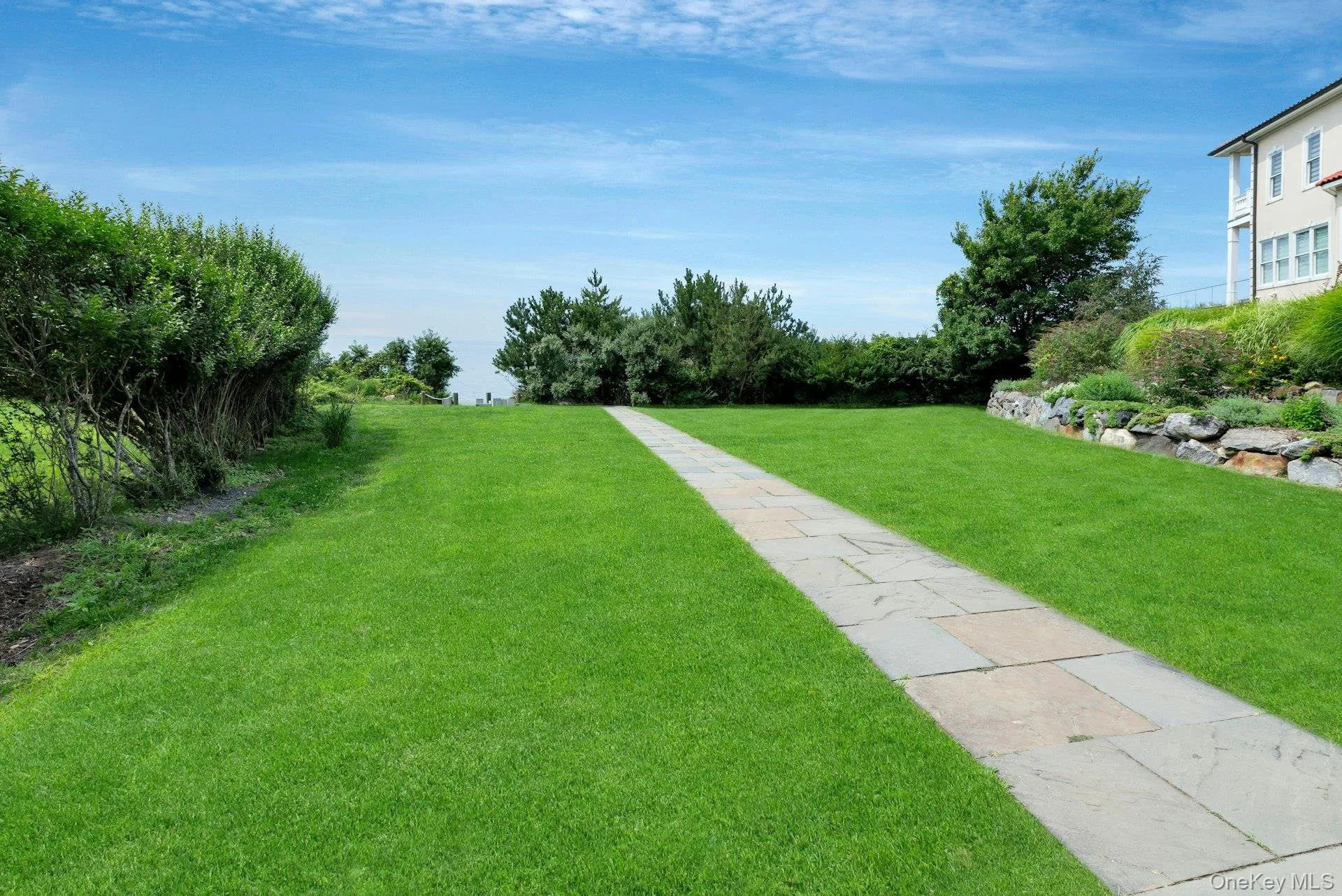 405 The Short Lane, Southold, NY, 4 Bedrooms Bedrooms, 9 Rooms Rooms,2 BathroomsBathrooms,Residential Lease,For Rent,The Short,0,1034927 405 The Short Lane, Southold, NY, 4 Bedrooms Bedrooms, 9 Rooms Rooms,2 BathroomsBathrooms,Residential Lease,For Rent,The Short,0,1034927