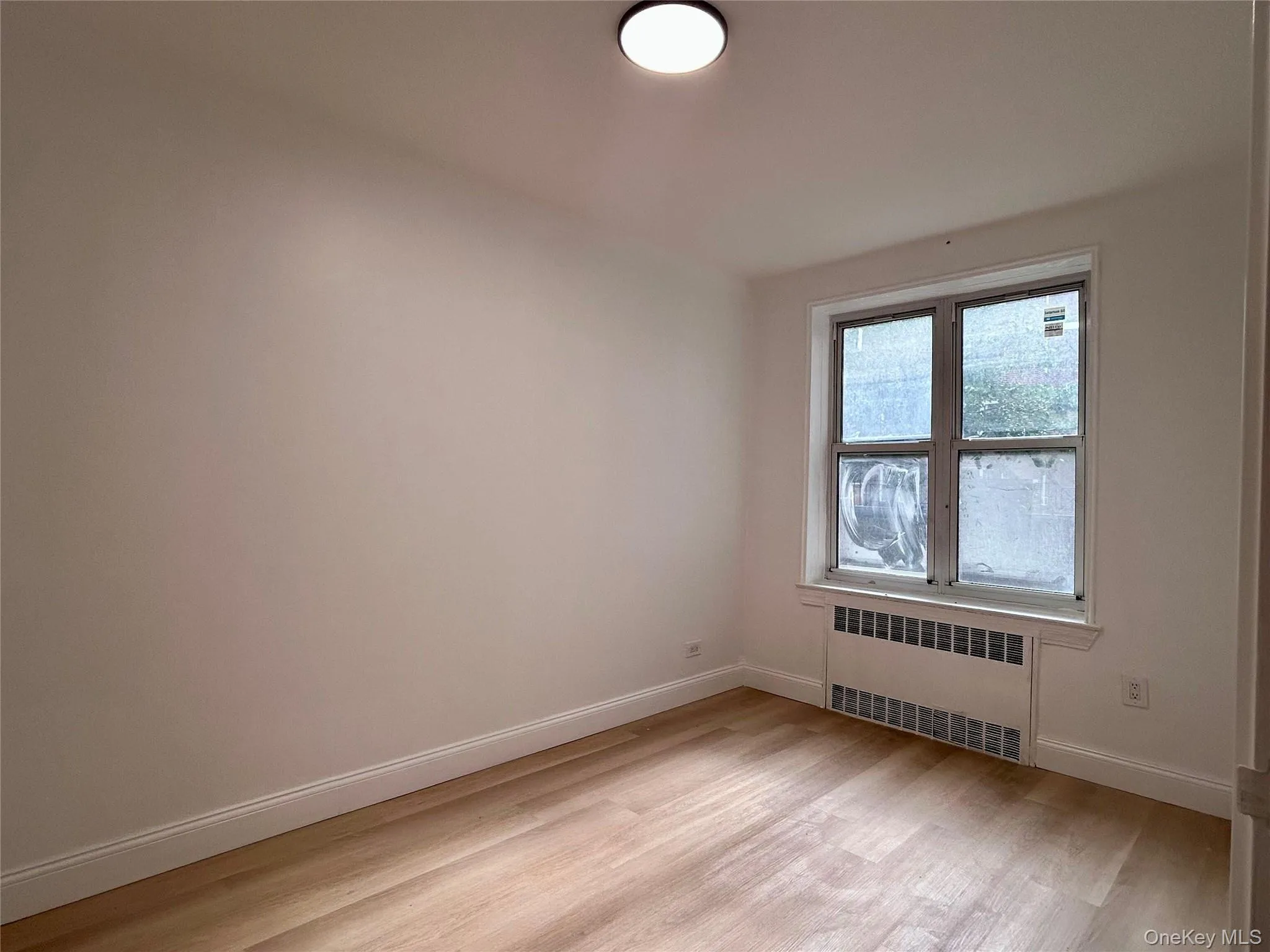 3326 82nd Street, New York, NY, 2 Bedrooms Bedrooms, 5 Rooms Rooms,1 BathroomBathrooms,Residential,For Rent,82nd,0,1034931 3326 82nd Street, New York, NY, 2 Bedrooms Bedrooms, 5 Rooms Rooms,1 BathroomBathrooms,Residential,For Rent,82nd,0,1034931