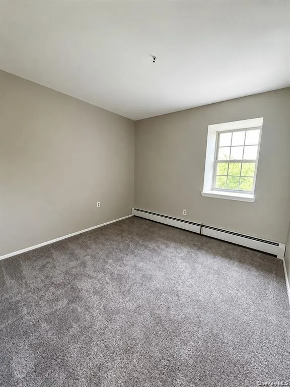 18 Black Stallion Court, Middletown, NY, 3 Bedrooms Bedrooms, 7 Rooms Rooms,1 BathroomBathrooms,Residential,For Rent,Black Stallion,0,1034935 18 Black Stallion Court, Middletown, NY, 3 Bedrooms Bedrooms, 7 Rooms Rooms,1 BathroomBathrooms,Residential,For Rent,Black Stallion,0,1034935