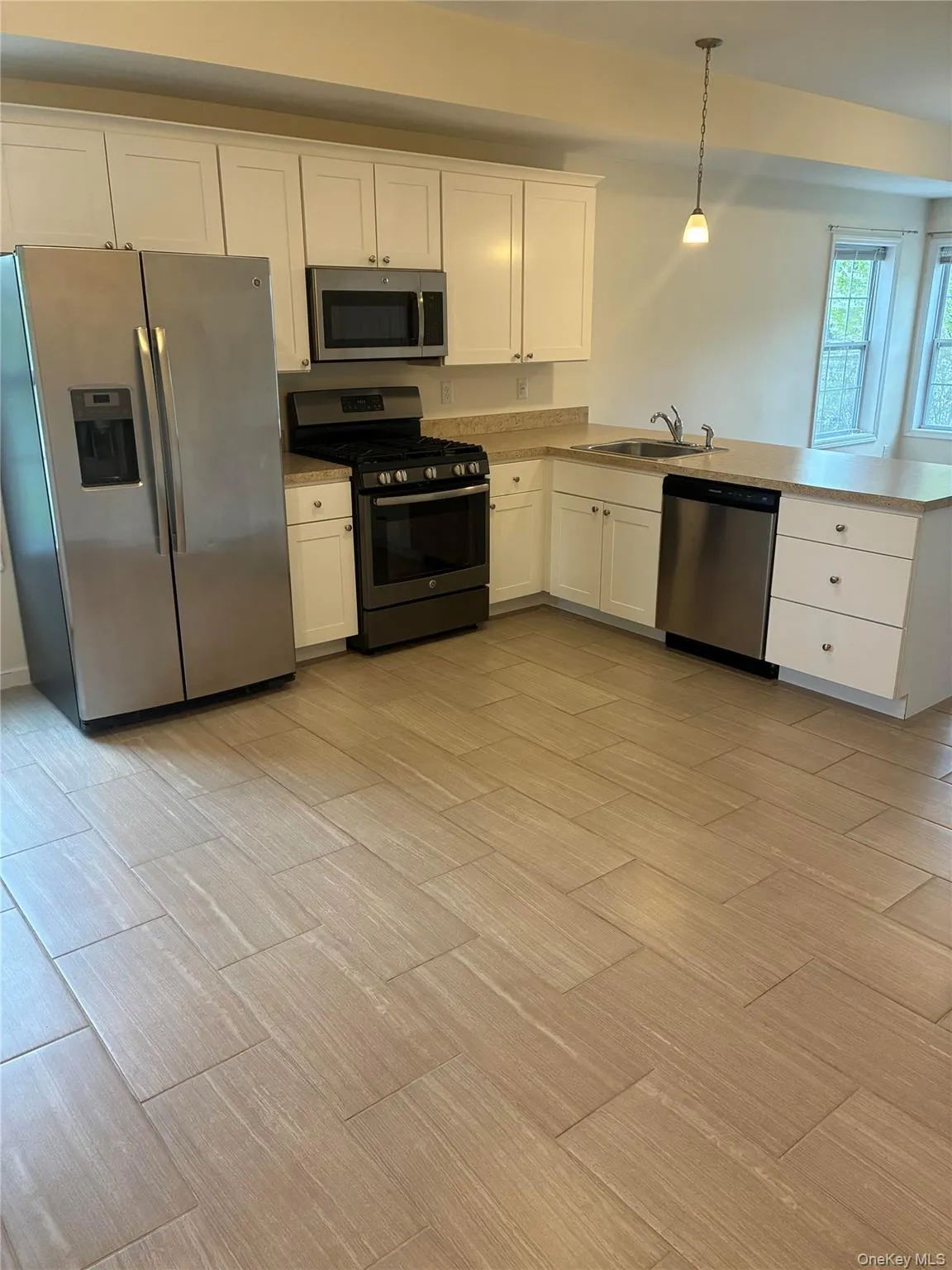 2410 Route 82, La Grange, NY, 2 Bedrooms Bedrooms, 6 Rooms Rooms,1 BathroomBathrooms,Residential Lease,For Rent,Route 82,0,1034936 2410 Route 82, La Grange, NY, 2 Bedrooms Bedrooms, 6 Rooms Rooms,1 BathroomBathrooms,Residential Lease,For Rent,Route 82,0,1034936