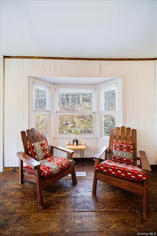 34 Overlook Road, Neversink, NY, 3 Bedrooms Bedrooms, 8 Rooms Rooms,2 BathroomsBathrooms,Residential Lease,For Rent,Overlook,0,1034938 34 Overlook Road, Neversink, NY, 3 Bedrooms Bedrooms, 8 Rooms Rooms,2 BathroomsBathrooms,Residential Lease,For Rent,Overlook,0,1034938