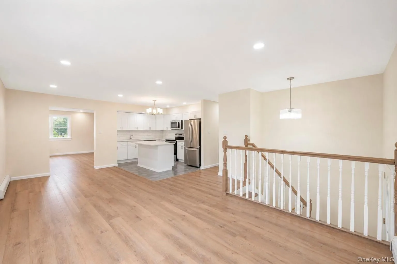 41 Madison Avenue, Babylon, NY, 7 Bedrooms Bedrooms, 14 Rooms Rooms,2 BathroomsBathrooms,Residential,For Rent,Madison,0,1034941 41 Madison Avenue, Babylon, NY, 7 Bedrooms Bedrooms, 14 Rooms Rooms,2 BathroomsBathrooms,Residential,For Rent,Madison,0,1034941