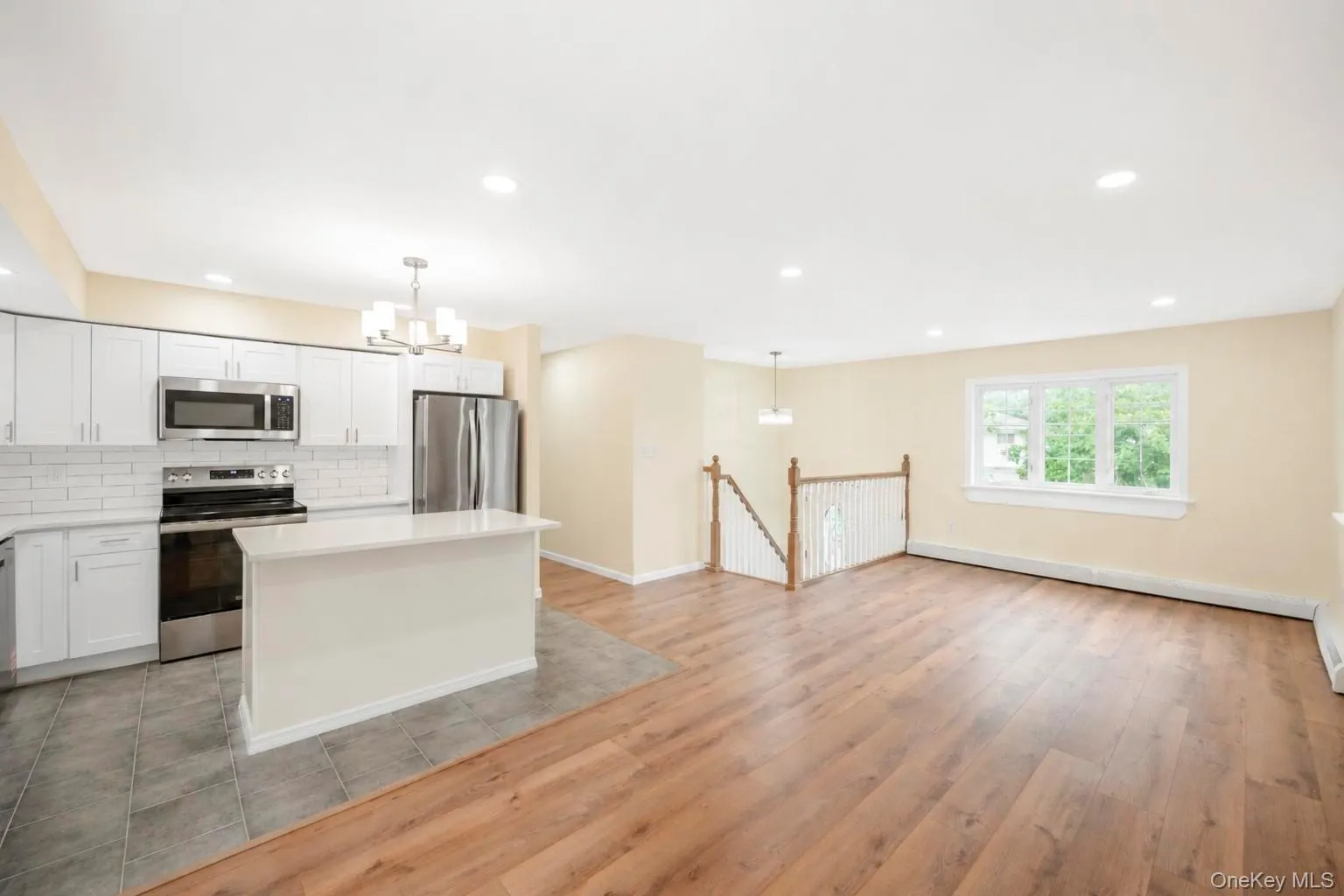 41 Madison Avenue, Babylon, NY, 7 Bedrooms Bedrooms, 14 Rooms Rooms,2 BathroomsBathrooms,Residential,For Rent,Madison,0,1034941 41 Madison Avenue, Babylon, NY, 7 Bedrooms Bedrooms, 14 Rooms Rooms,2 BathroomsBathrooms,Residential,For Rent,Madison,0,1034941