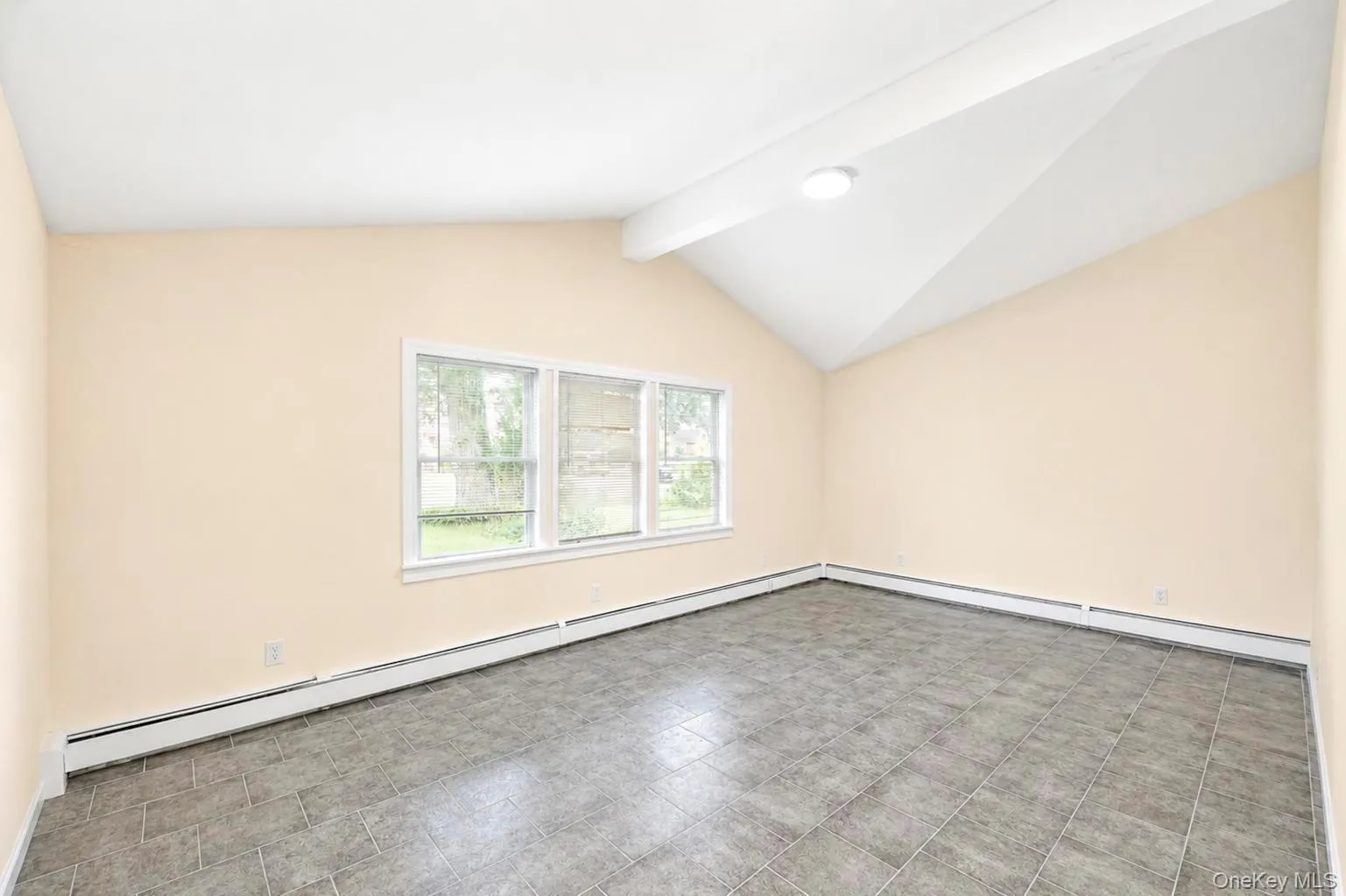 41 Madison Avenue, Babylon, NY, 7 Bedrooms Bedrooms, 14 Rooms Rooms,2 BathroomsBathrooms,Residential,For Rent,Madison,0,1034941 41 Madison Avenue, Babylon, NY, 7 Bedrooms Bedrooms, 14 Rooms Rooms,2 BathroomsBathrooms,Residential,For Rent,Madison,0,1034941