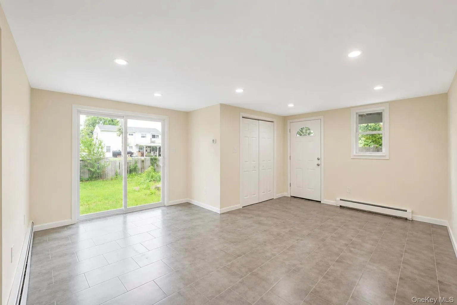 41 Madison Avenue, Babylon, NY, 7 Bedrooms Bedrooms, 14 Rooms Rooms,2 BathroomsBathrooms,Residential,For Rent,Madison,0,1034941 41 Madison Avenue, Babylon, NY, 7 Bedrooms Bedrooms, 14 Rooms Rooms,2 BathroomsBathrooms,Residential,For Rent,Madison,0,1034941