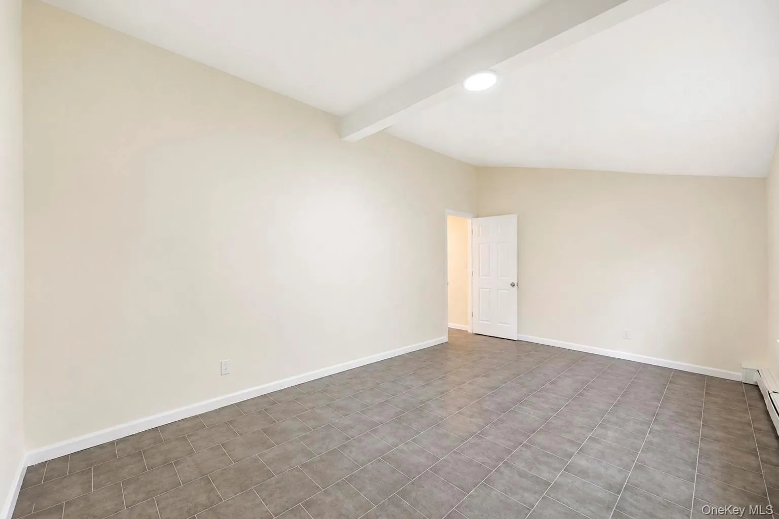 41 Madison Avenue, Babylon, NY, 7 Bedrooms Bedrooms, 14 Rooms Rooms,2 BathroomsBathrooms,Residential,For Rent,Madison,0,1034941 41 Madison Avenue, Babylon, NY, 7 Bedrooms Bedrooms, 14 Rooms Rooms,2 BathroomsBathrooms,Residential,For Rent,Madison,0,1034941