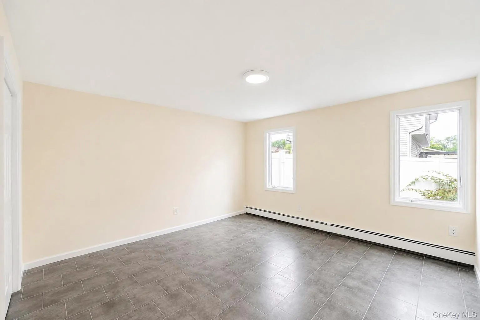 41 Madison Avenue, Babylon, NY, 7 Bedrooms Bedrooms, 14 Rooms Rooms,2 BathroomsBathrooms,Residential,For Rent,Madison,0,1034941 41 Madison Avenue, Babylon, NY, 7 Bedrooms Bedrooms, 14 Rooms Rooms,2 BathroomsBathrooms,Residential,For Rent,Madison,0,1034941